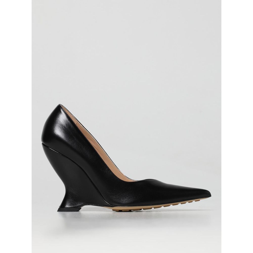 Bottega Veneta Black Leather High Heel Pumps | Regal Royce