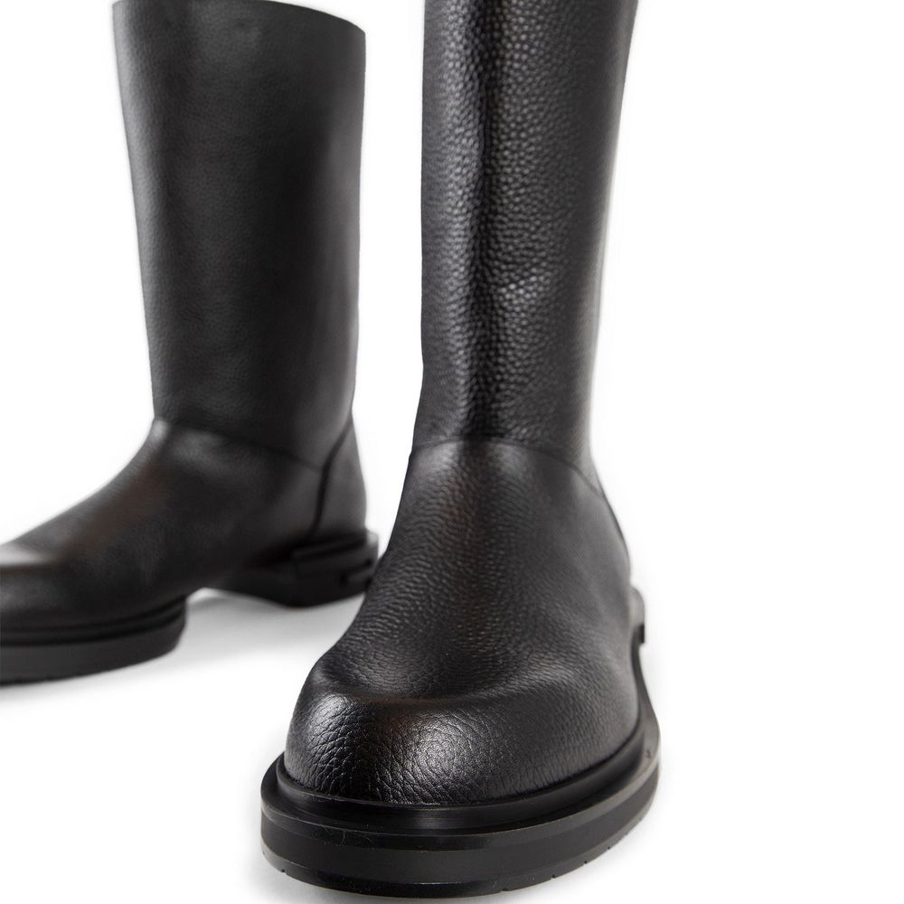 Fendi Black Calfskin Boots | Regal Royce