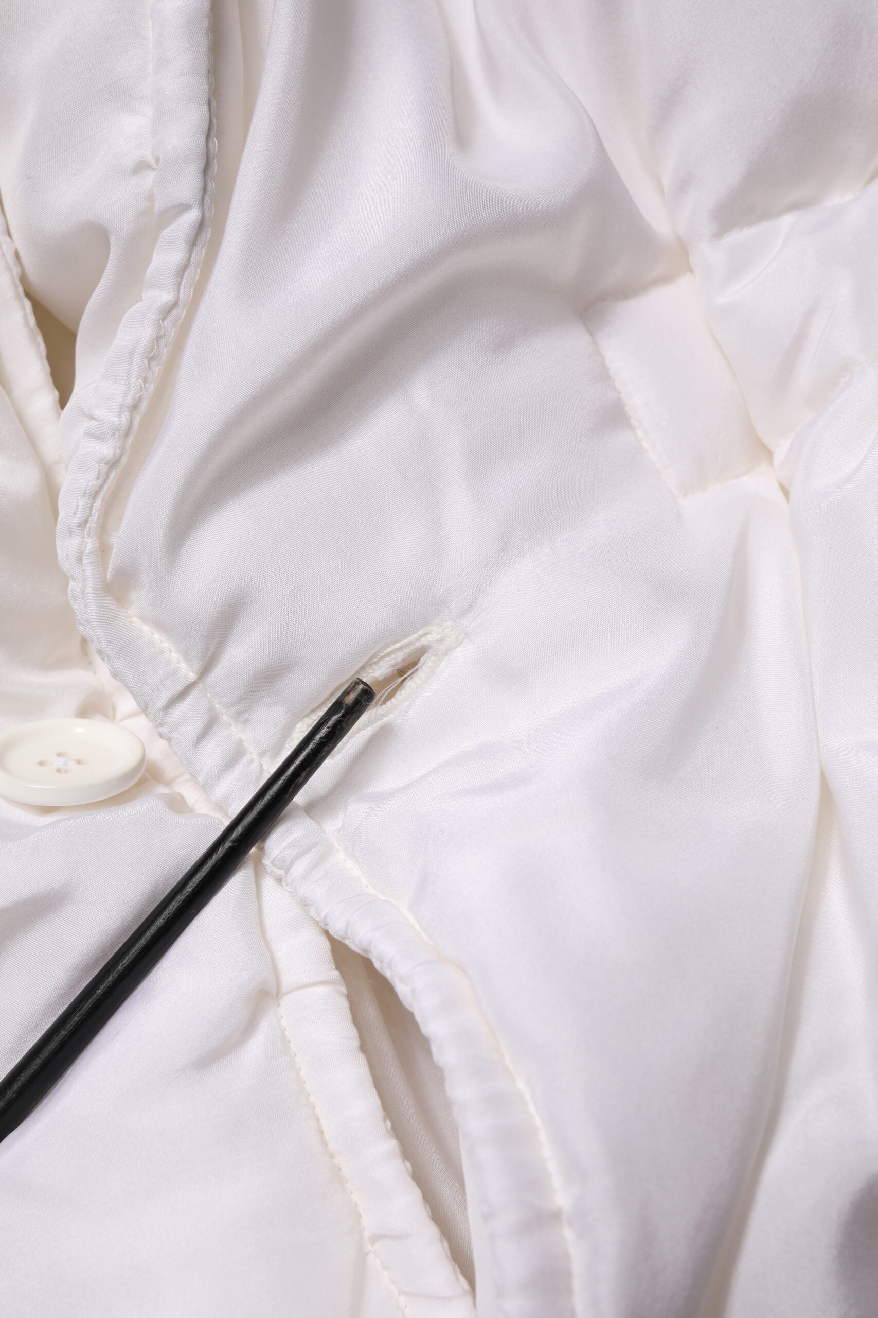 Dolce & Gabbana White Silk Padded Parka Men Coat Jacket | Regal Royce