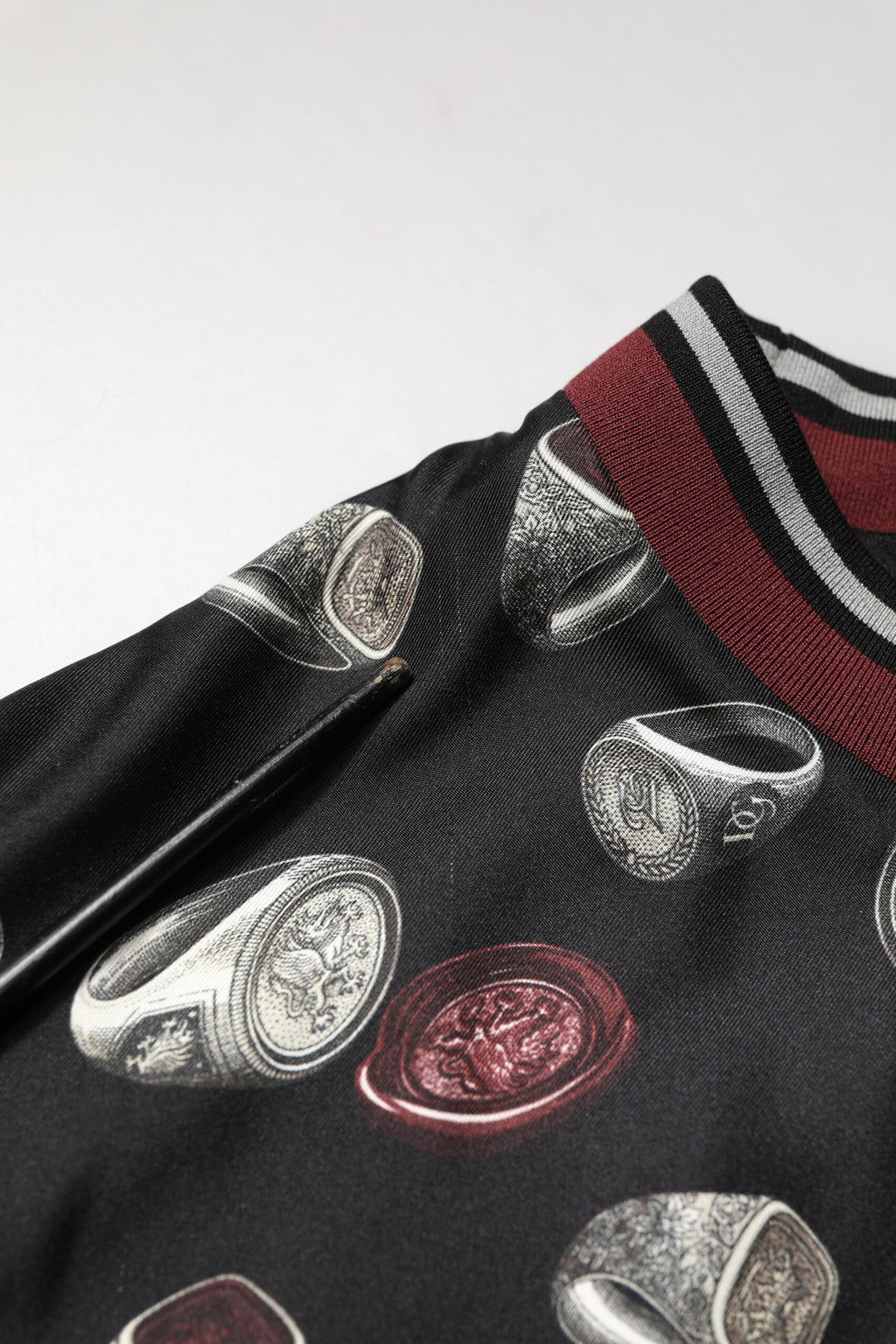 Dolce & Gabbana Black Ring Print CrewNeck Sweatshirt  Sweater
