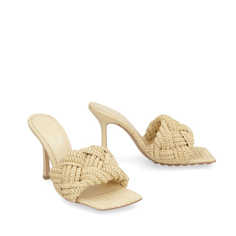 Bottega Veneta Beige Raffia Mules | Regal Royce