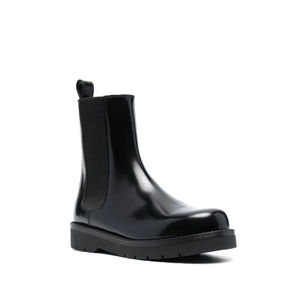 Valentino Garavani Black Leather Chelsea Boots | Regal Royce