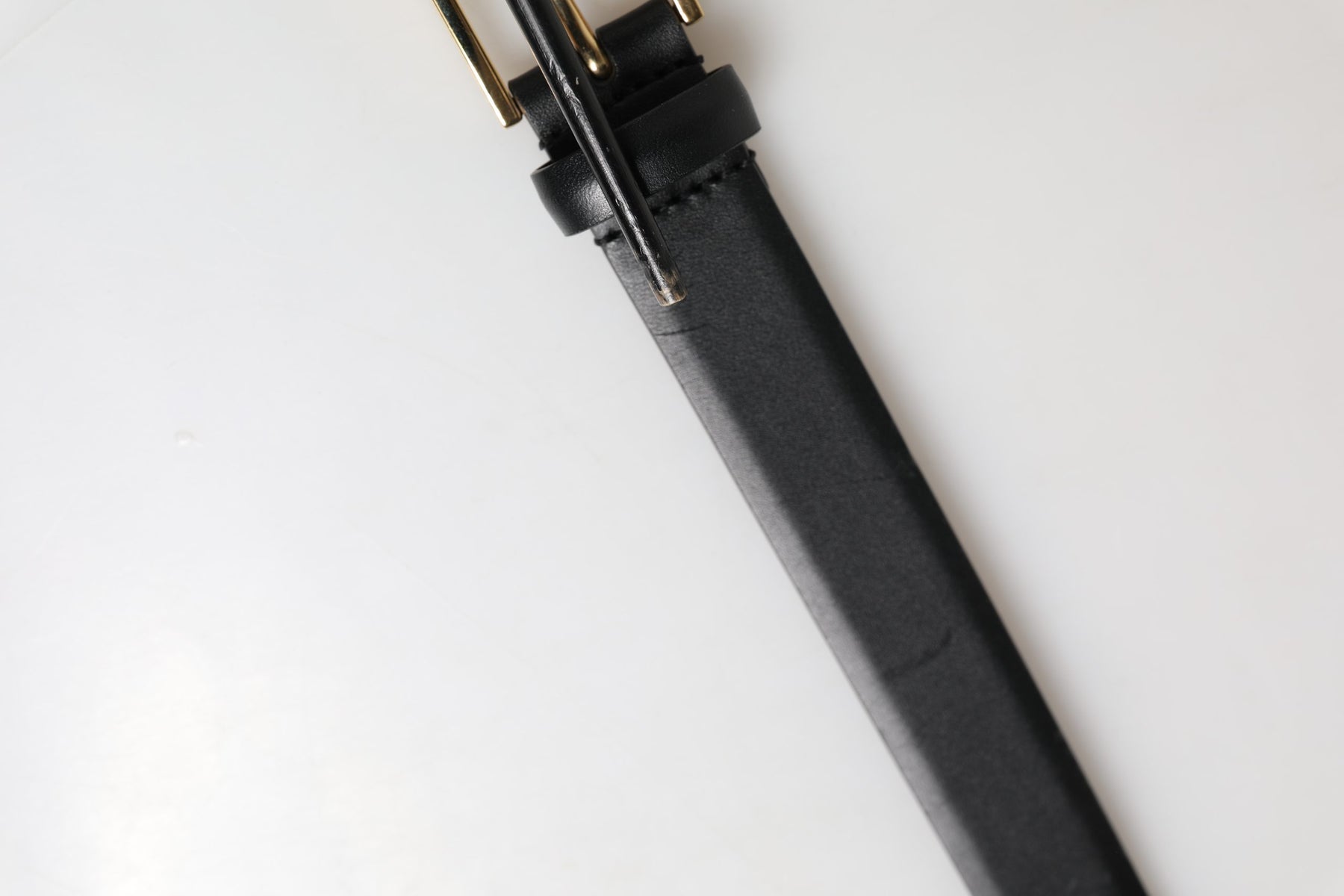 Dolce & Gabbana Men Black Classic Leather Metal Buckle Belt | Regal Royce