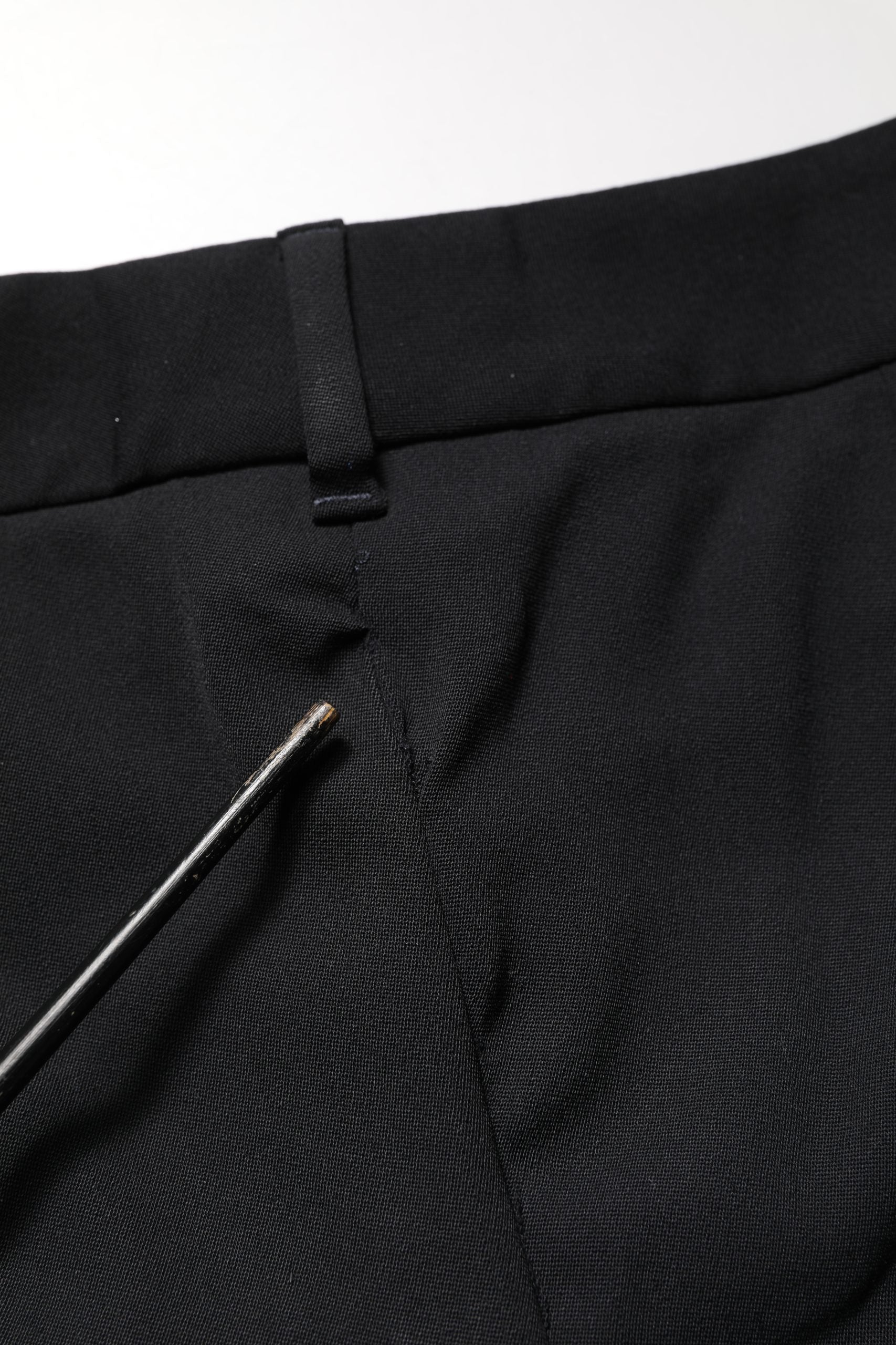 Dolce & Gabbana Black Wool High Waist Cropped Tapered Pants | Regal Royce