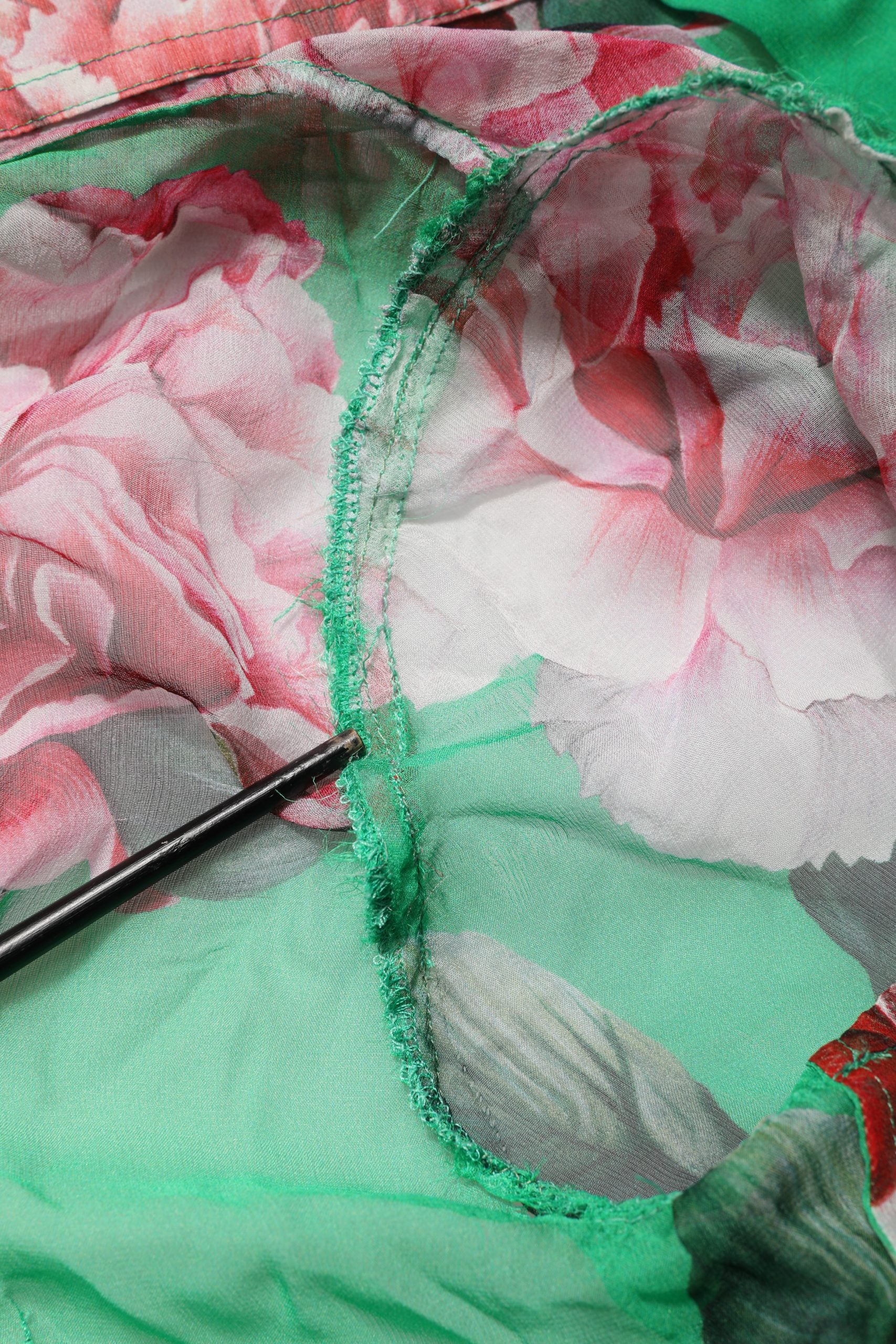 Dolce & Gabbana Green CarnationPrint Silk Collared Blouse Top | Regal Royce