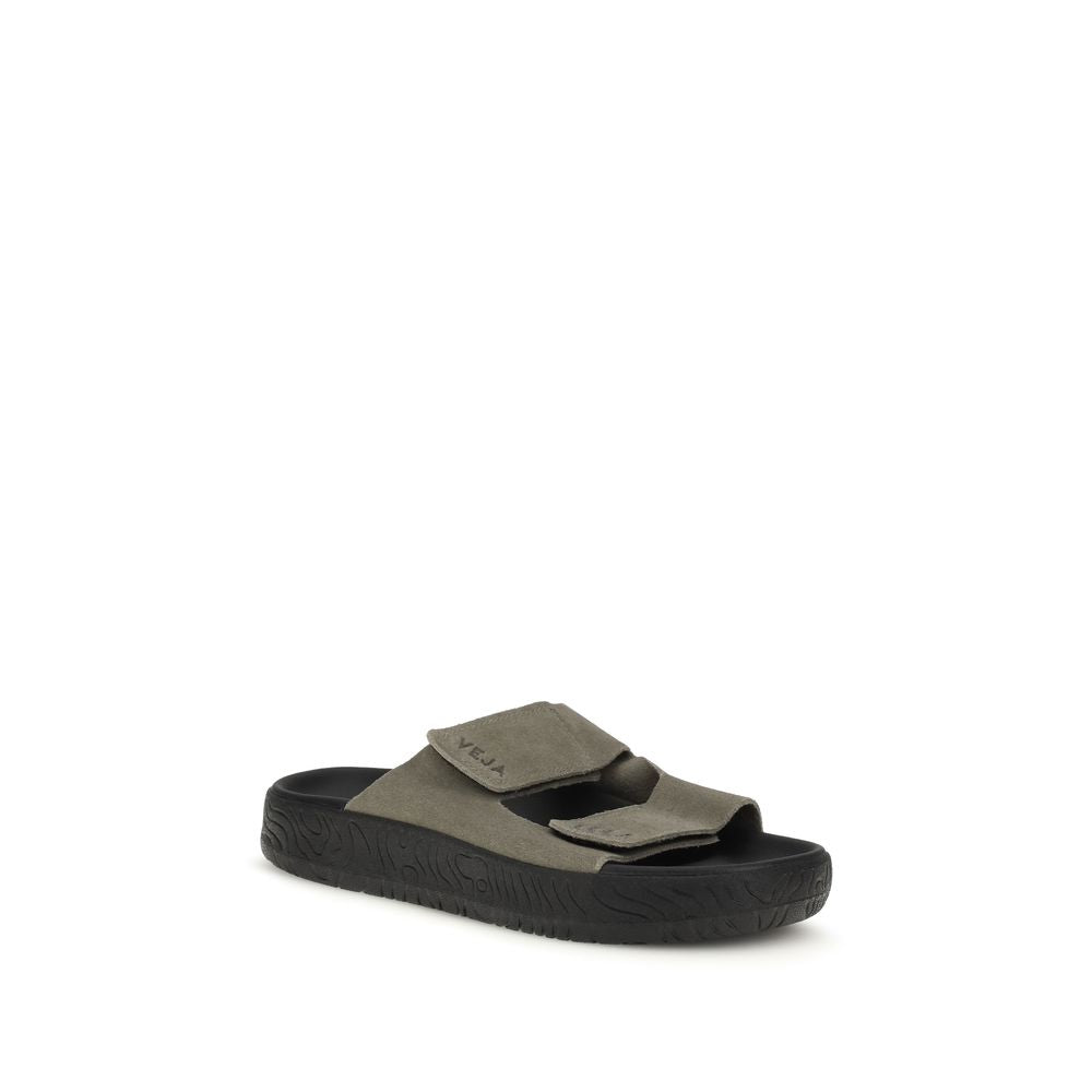 Veja Bicolor Calf Leather Bos Taurus Flat Sandals | Regal Royce