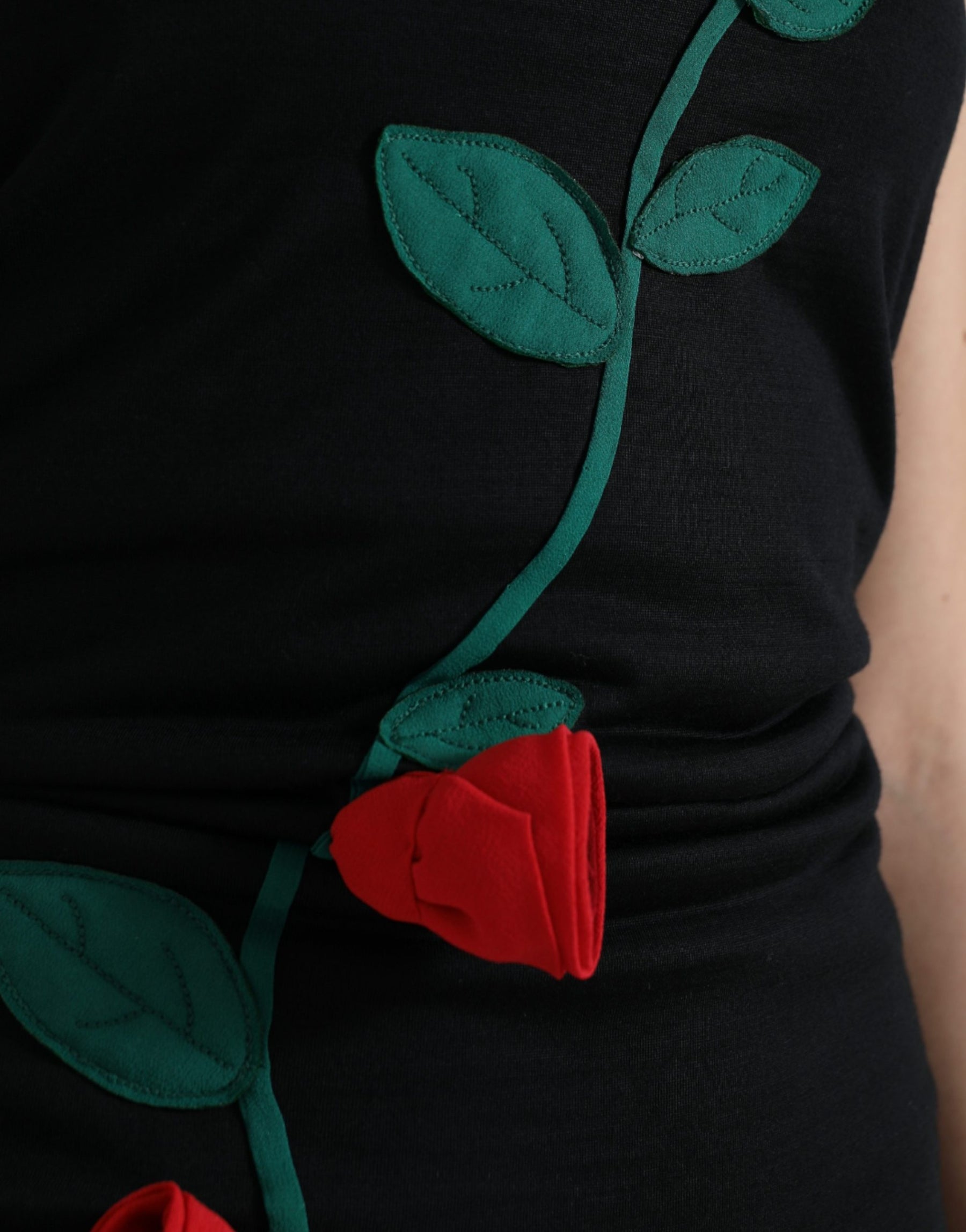 Dolce & Gabbana Black Wool Sleeveless Rose Applique Dress | Regal Royce