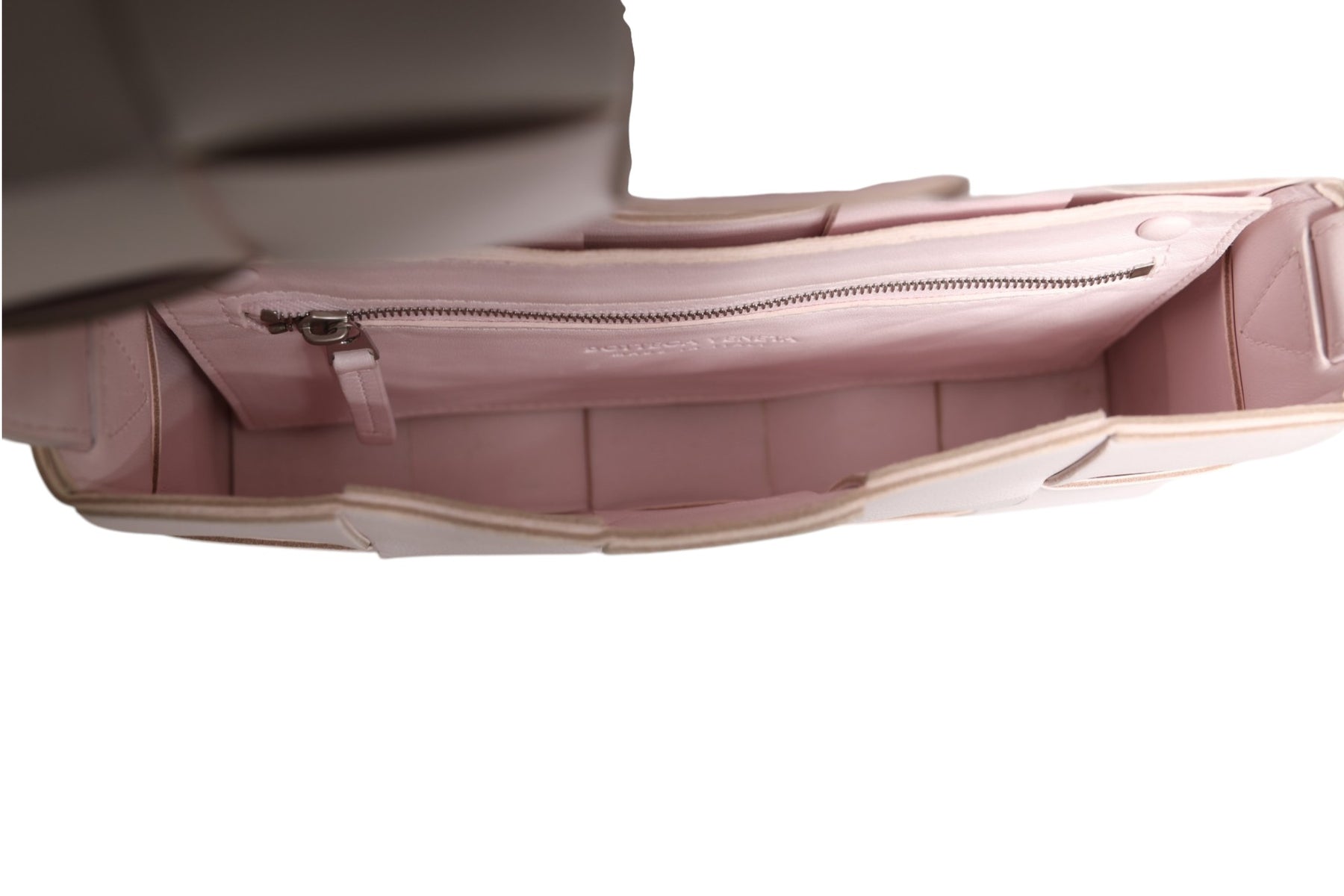 Bottega Veneta Pink Intrecciato Cassette Shoulder Bag | Regal Royce