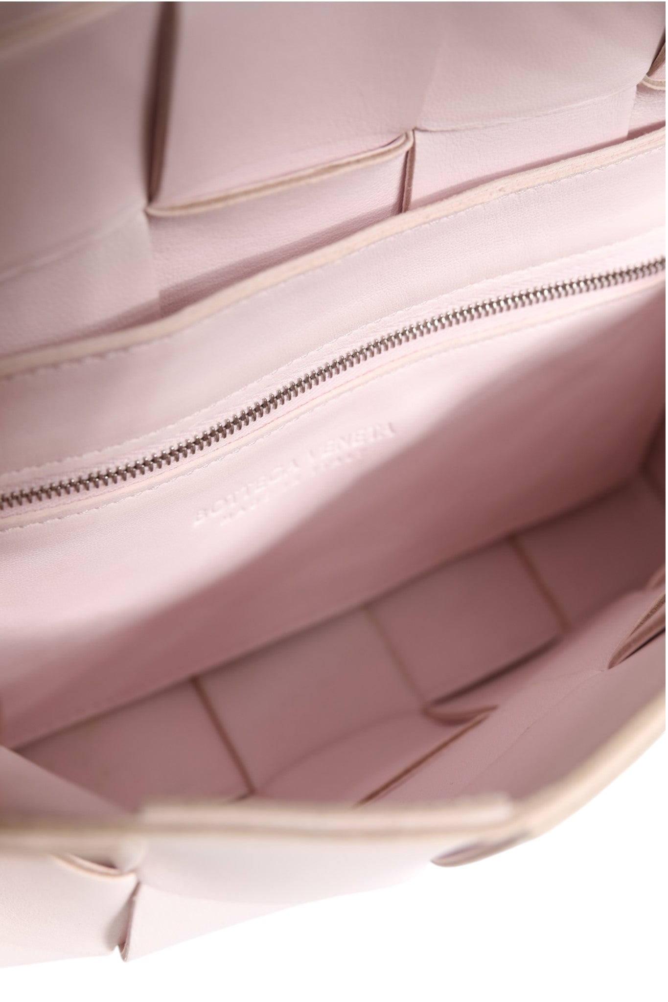 Bottega Veneta Pink Intrecciato Cassette Shoulder Bag | Regal Royce