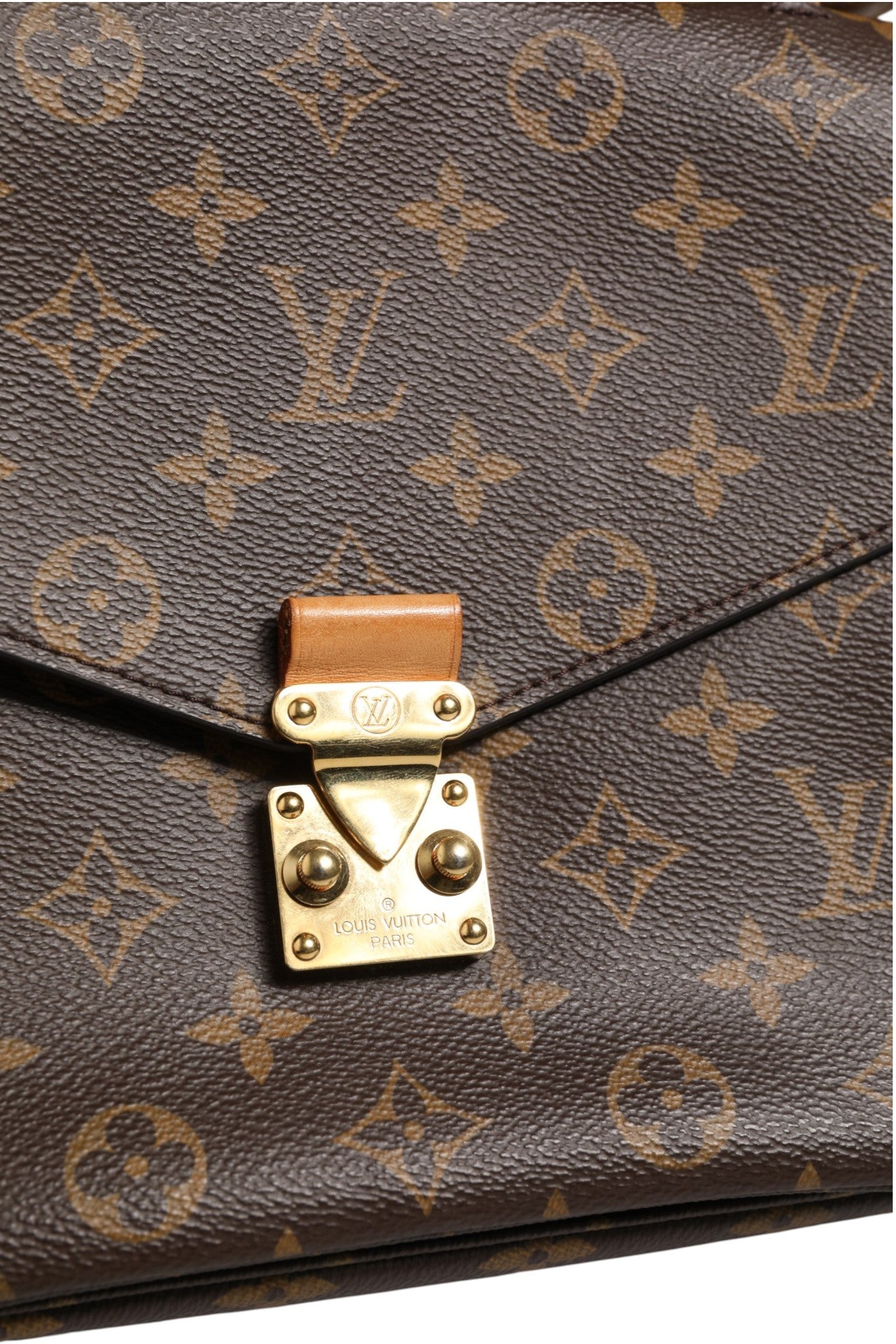 Louis Vuitton Pochette Métis Monogram | Regal Royce