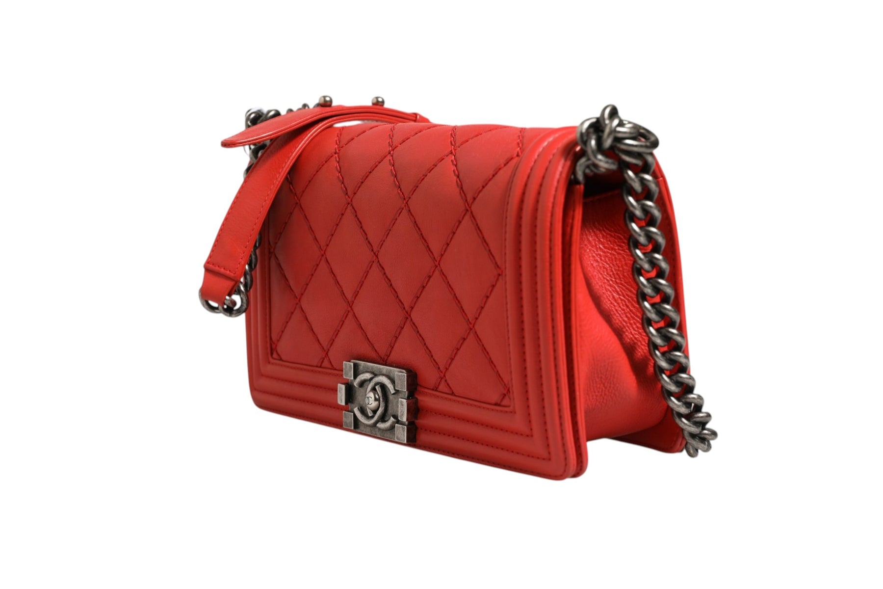 Chanel Red Diamond Stitch Calfskin Leather New Medium Boy Bag | Regal Royce