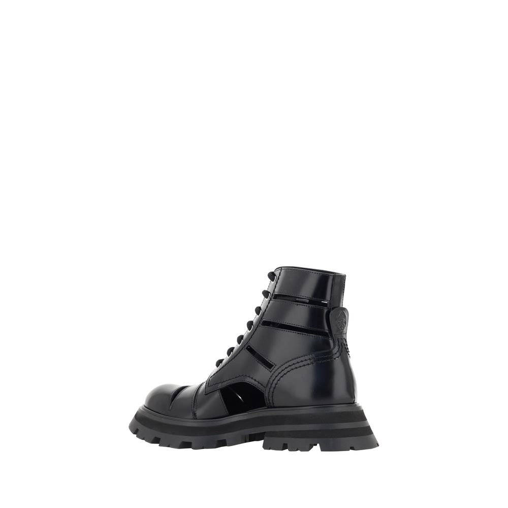 Alexander McQueen Black Calf Leather Bos Taurus Lace-Up Boots | Regal Royce
