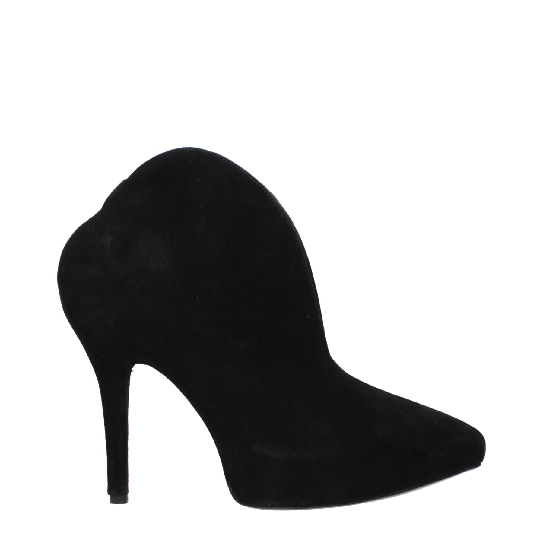Alaïa Black Leather Ankle Boots | Regal Royce
