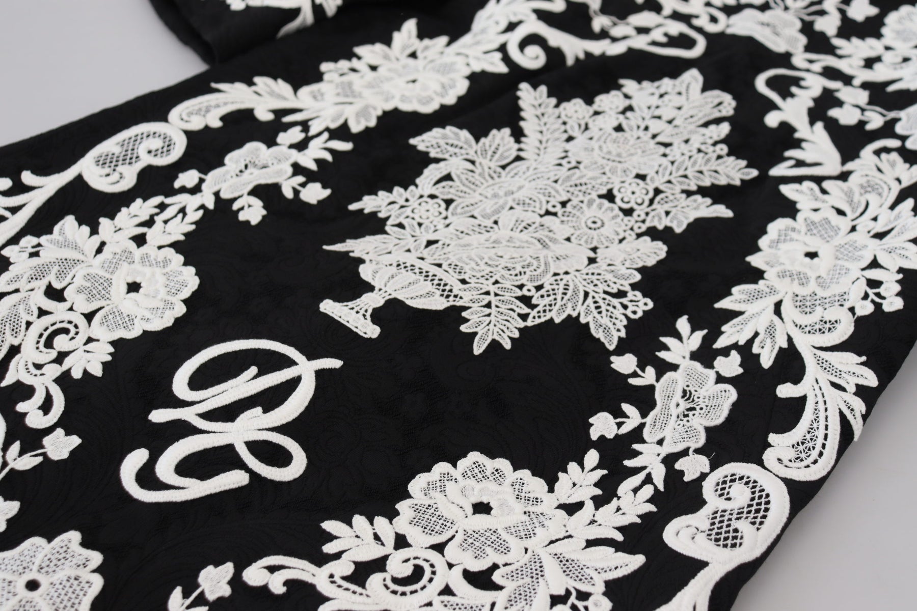 Dolce & Gabbana Black Lace Trim Half Sleeves A-line Dress | Regal Royce