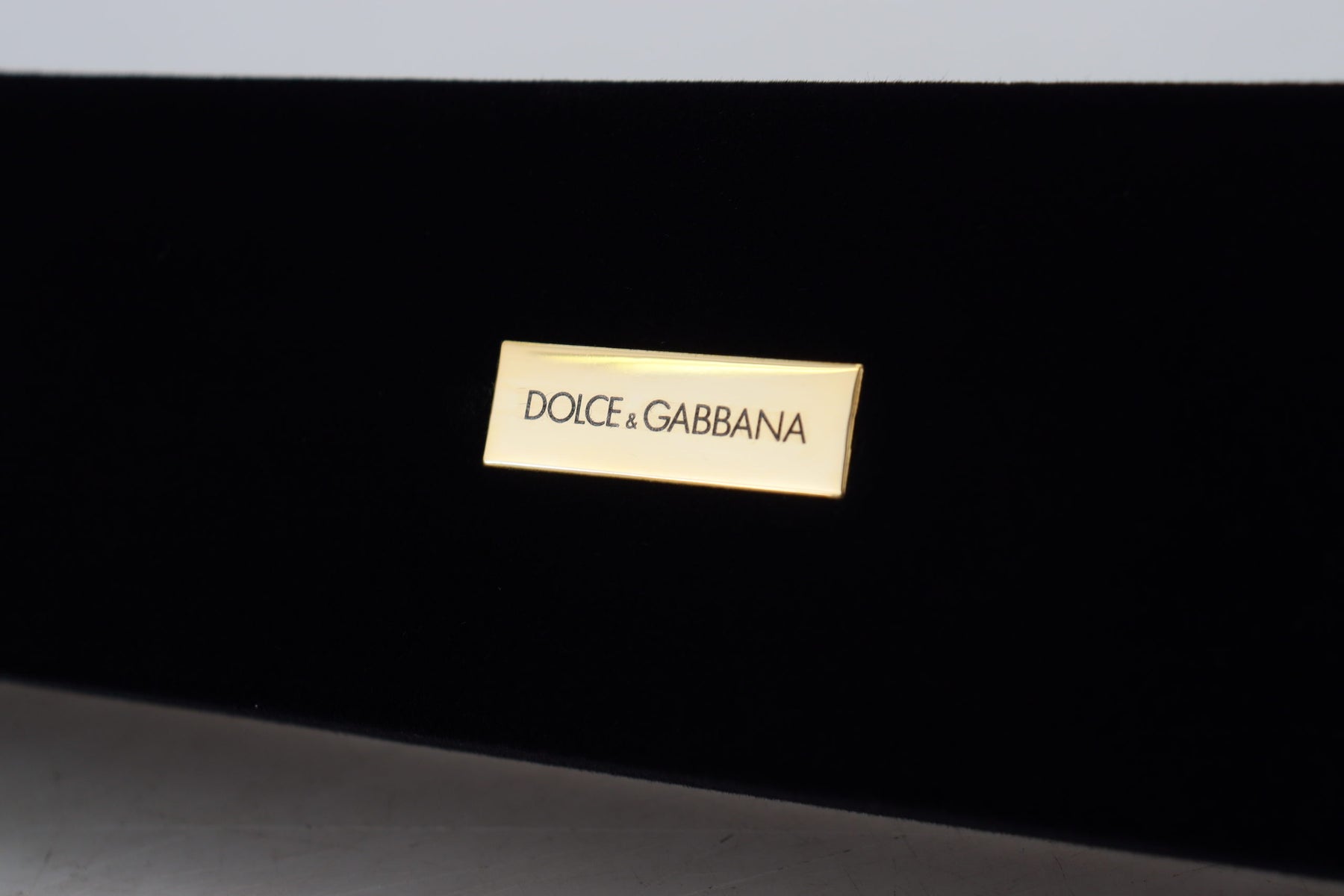 Dolce & Gabbana Black Velvet Logo Plaque Storage Bracelet Jewelry Box | Regal Royce