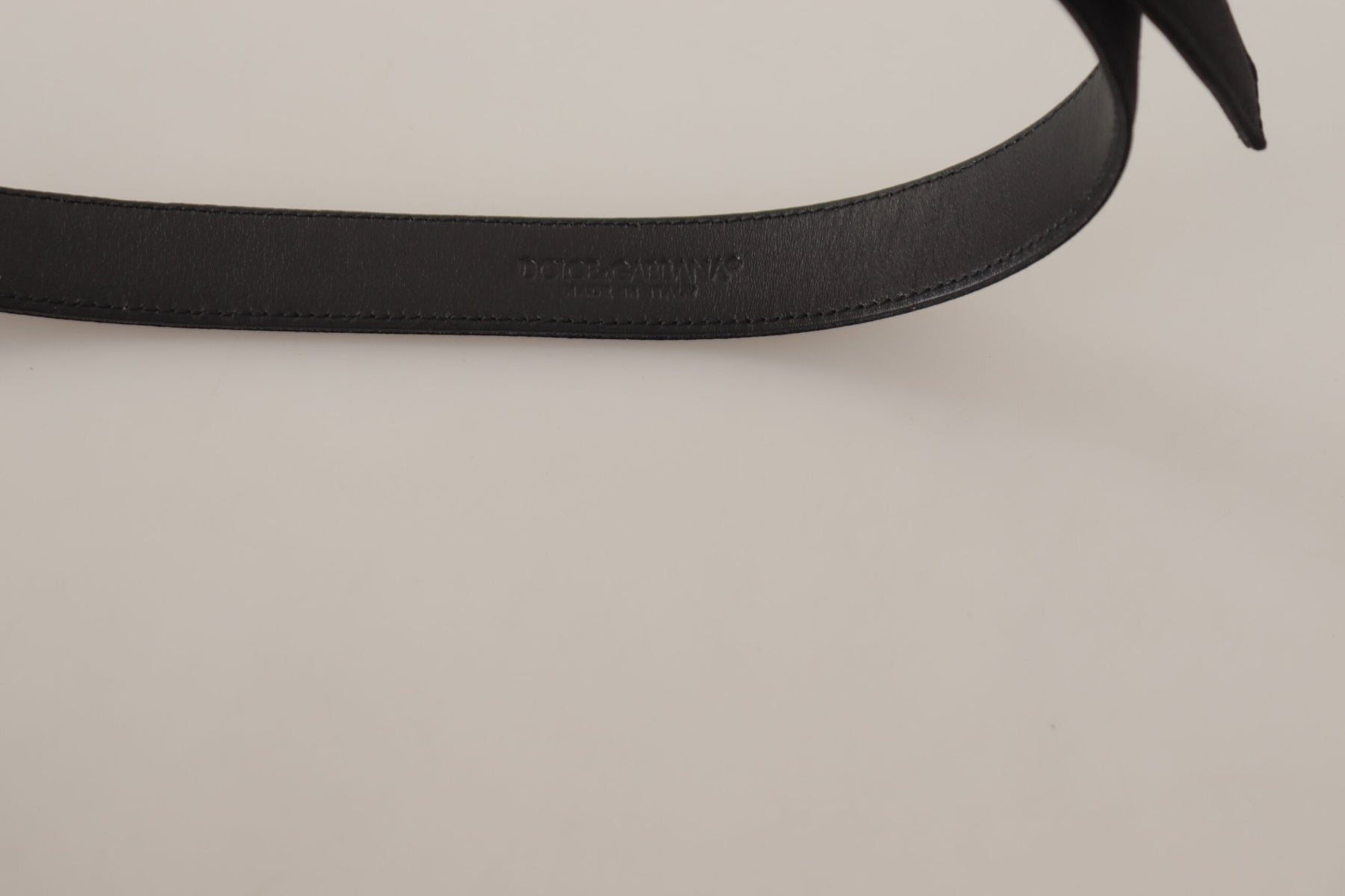 Dolce & Gabbana Black Calfskin Leather Vintage Metal Buckle Belt | Regal Royce