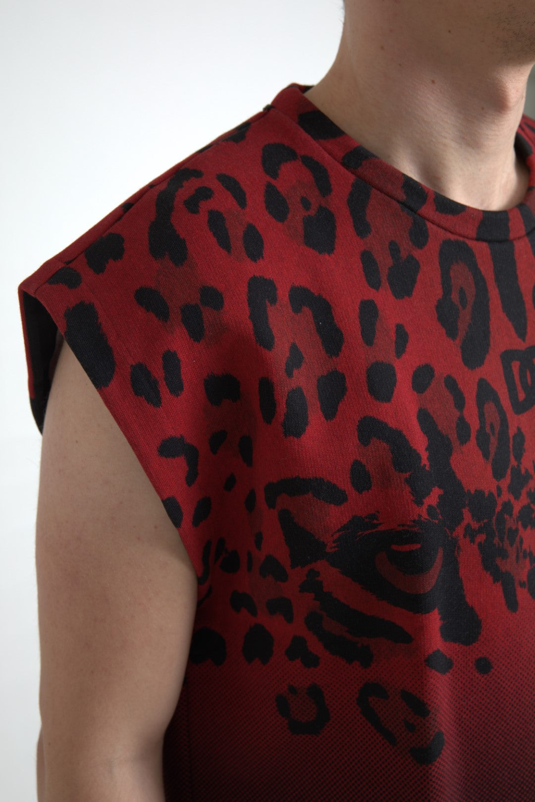 Dolce & Gabbana Red Leopard Cotton Sleeveless Tank T-shirt | Regal Royce