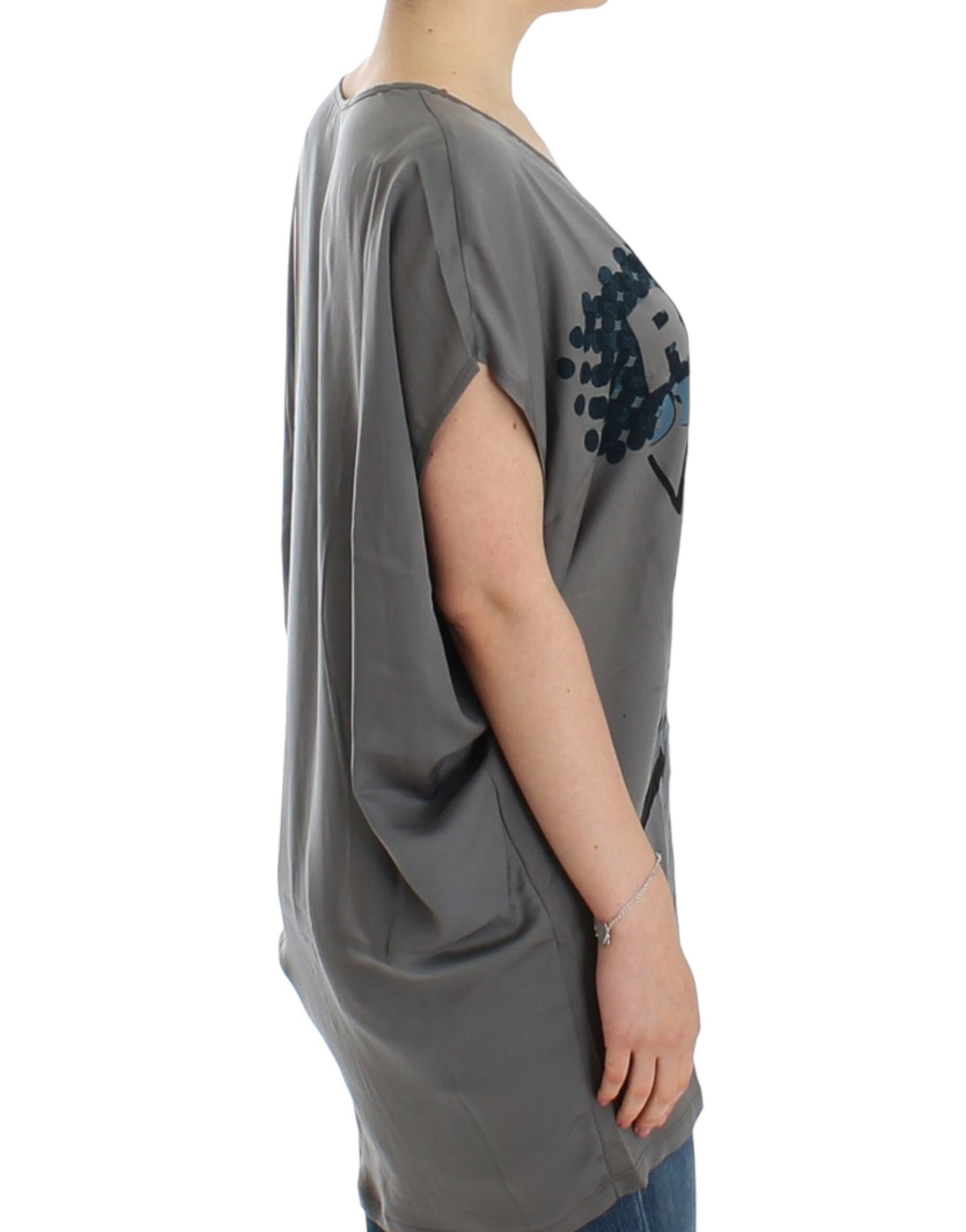 Costume National Gray V-neck long t-shirt | Regal Royce