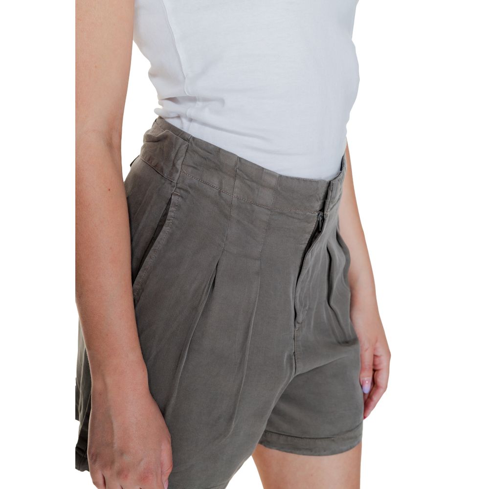 Vero Moda Beige Lyocell Shorts | Regal Royce