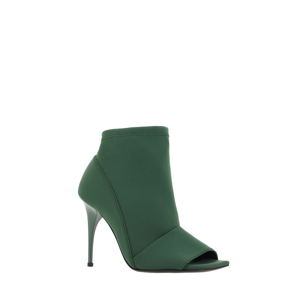 Bruno Frisoni Bicolor Polyamide High Heel Pumps | Regal Royce