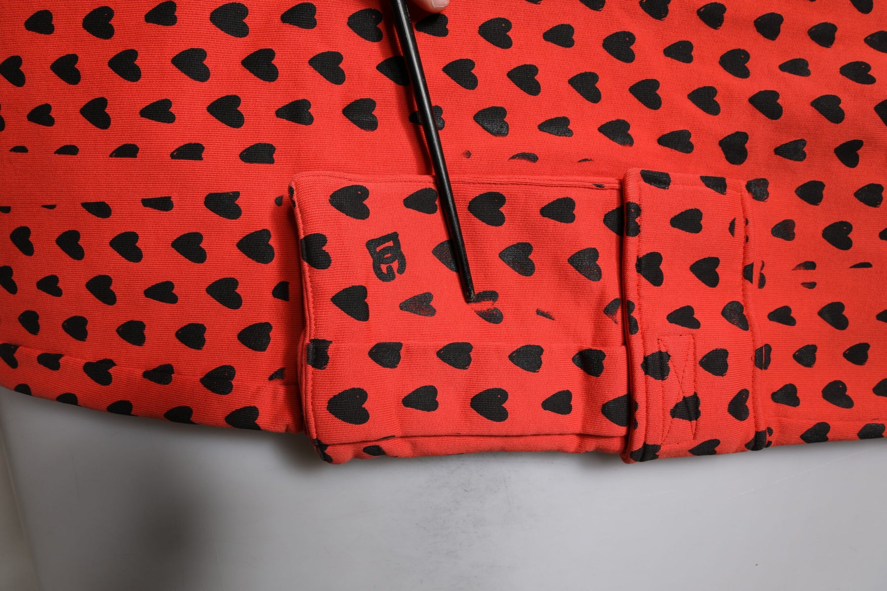 Dolce & Gabbana Red Hearts Cargo Jogger Men Sweatpants Pants | Regal Royce