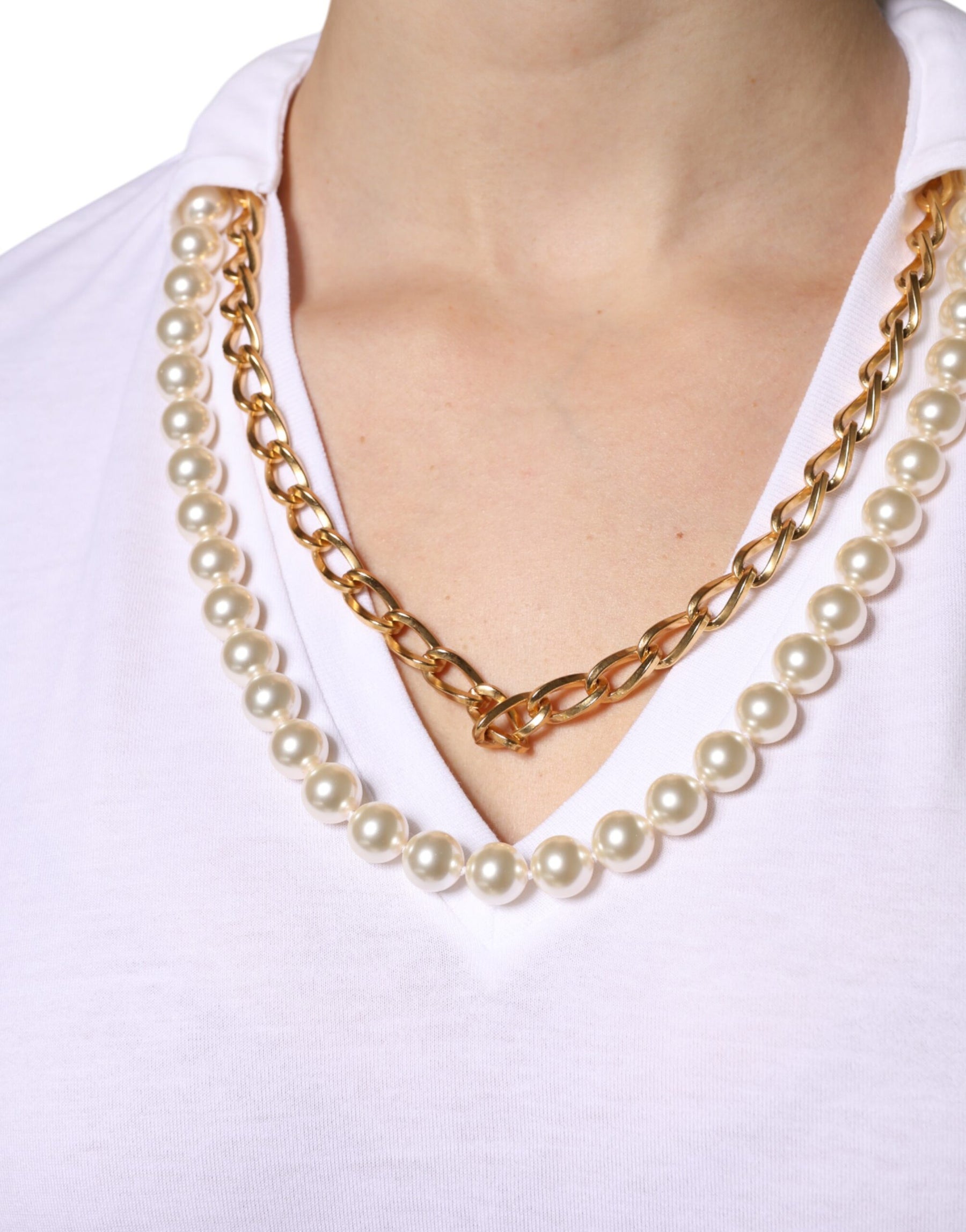 Dolce & Gabbana White Necklace Cotton Short Sleeve T-shirt | Regal Royce