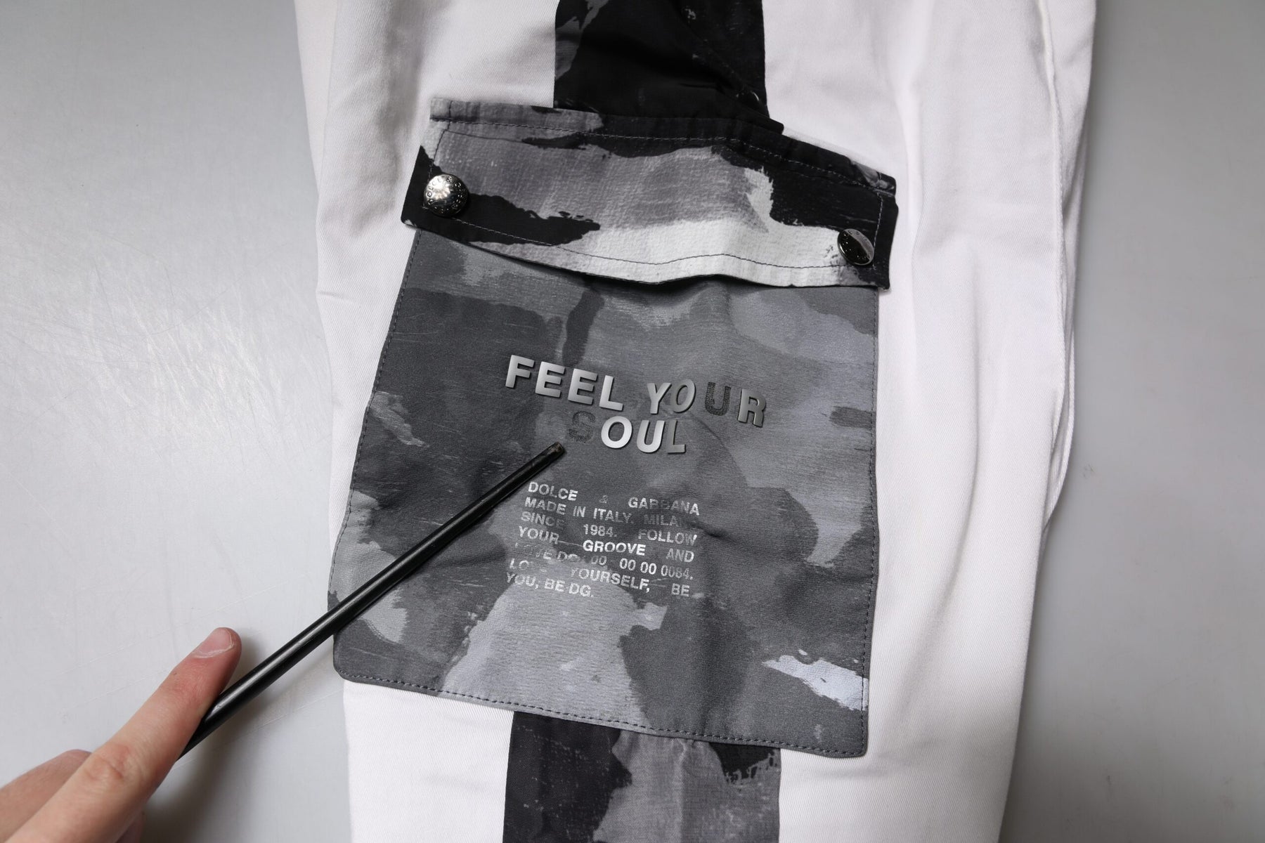 Dolce & Gabbana White Cotton Cargo Jogger Sweatpants Pants | Regal Royce