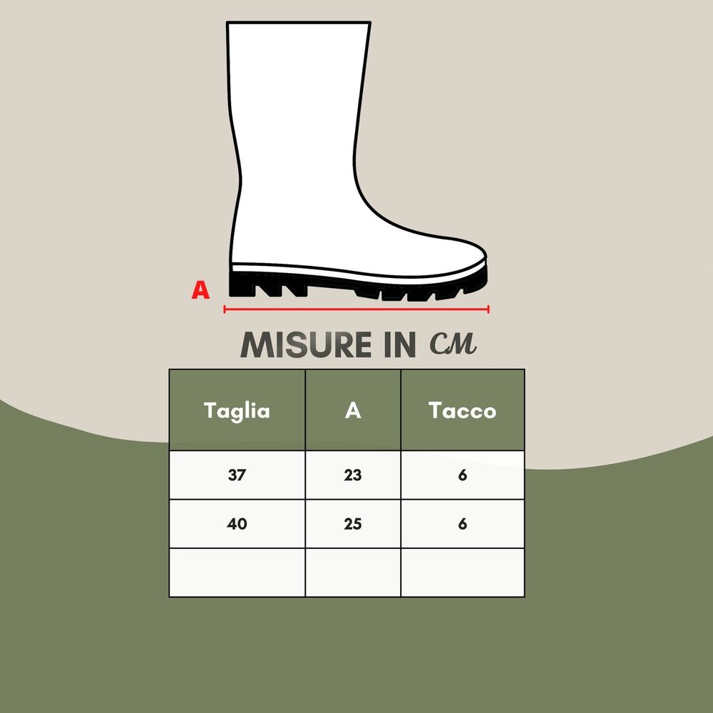 Alexander McQueen Black Leather Chelsea Boots | Regal Royce