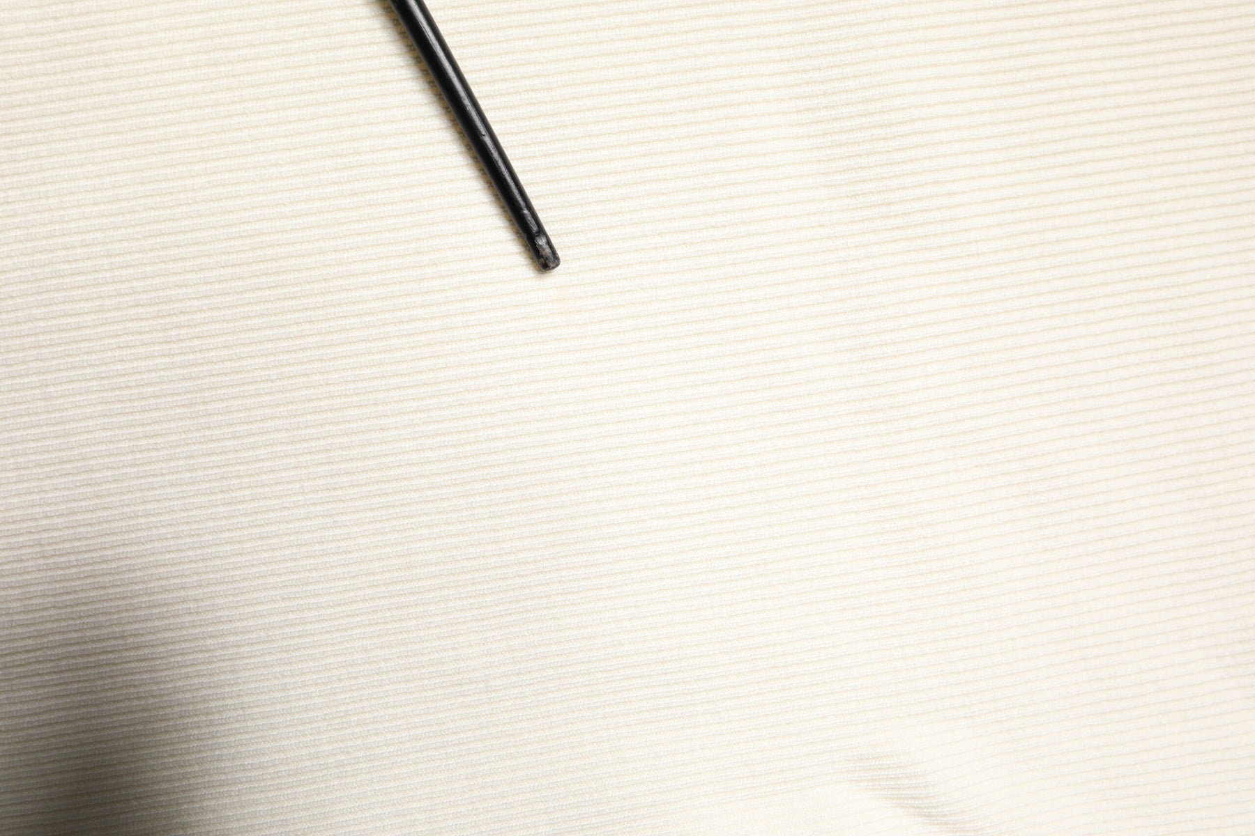 Dolce & Gabbana Cream Long Sleeves Turtleneck Slim Sweater | Regal Royce