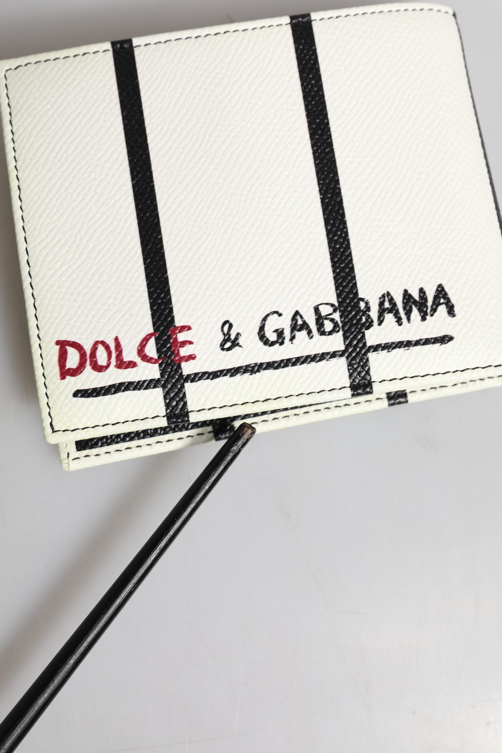 Dolce & Gabbana White Leather DG Crown Royals Bifold Card Holder Wallet | Regal Royce