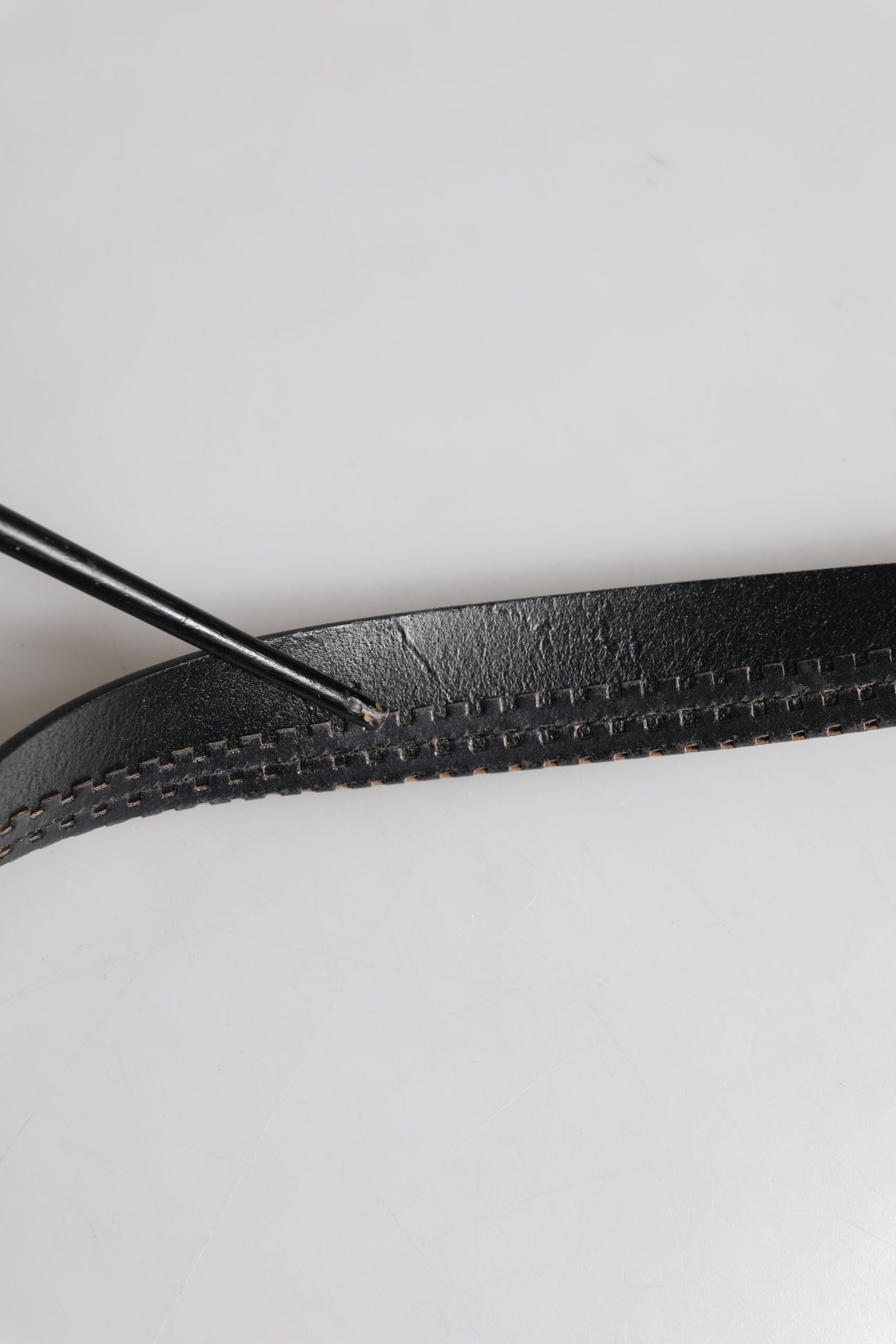 Dolce & Gabbana Black Leather Silver Tone Metal Buckle Belt | Regal Royce