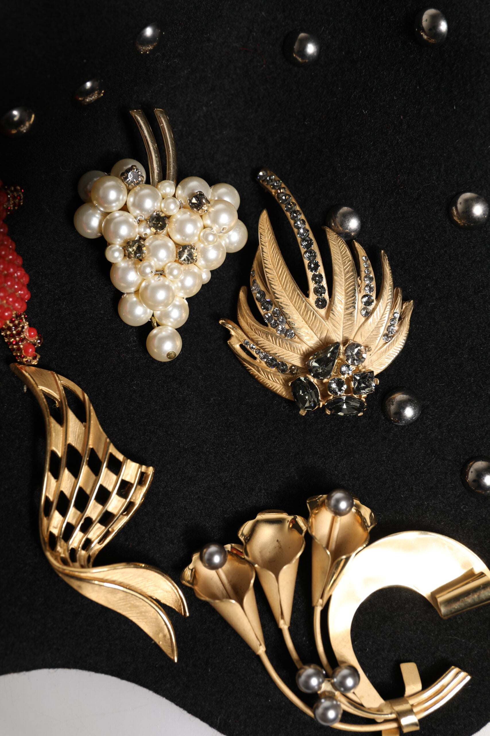 Dolce & Gabbana Black Wool Multicolor Embellished Cloche Hat | Regal Royce