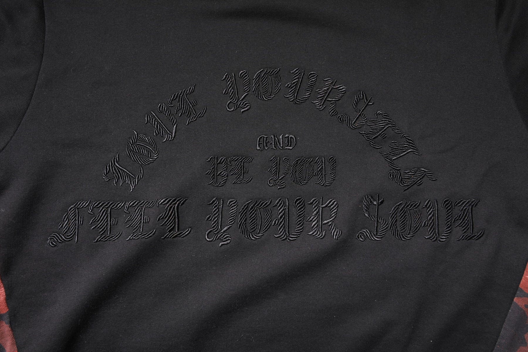 Dolce & Gabbana Black Embroidered Crew Neck Pullover Sweater | Regal Royce