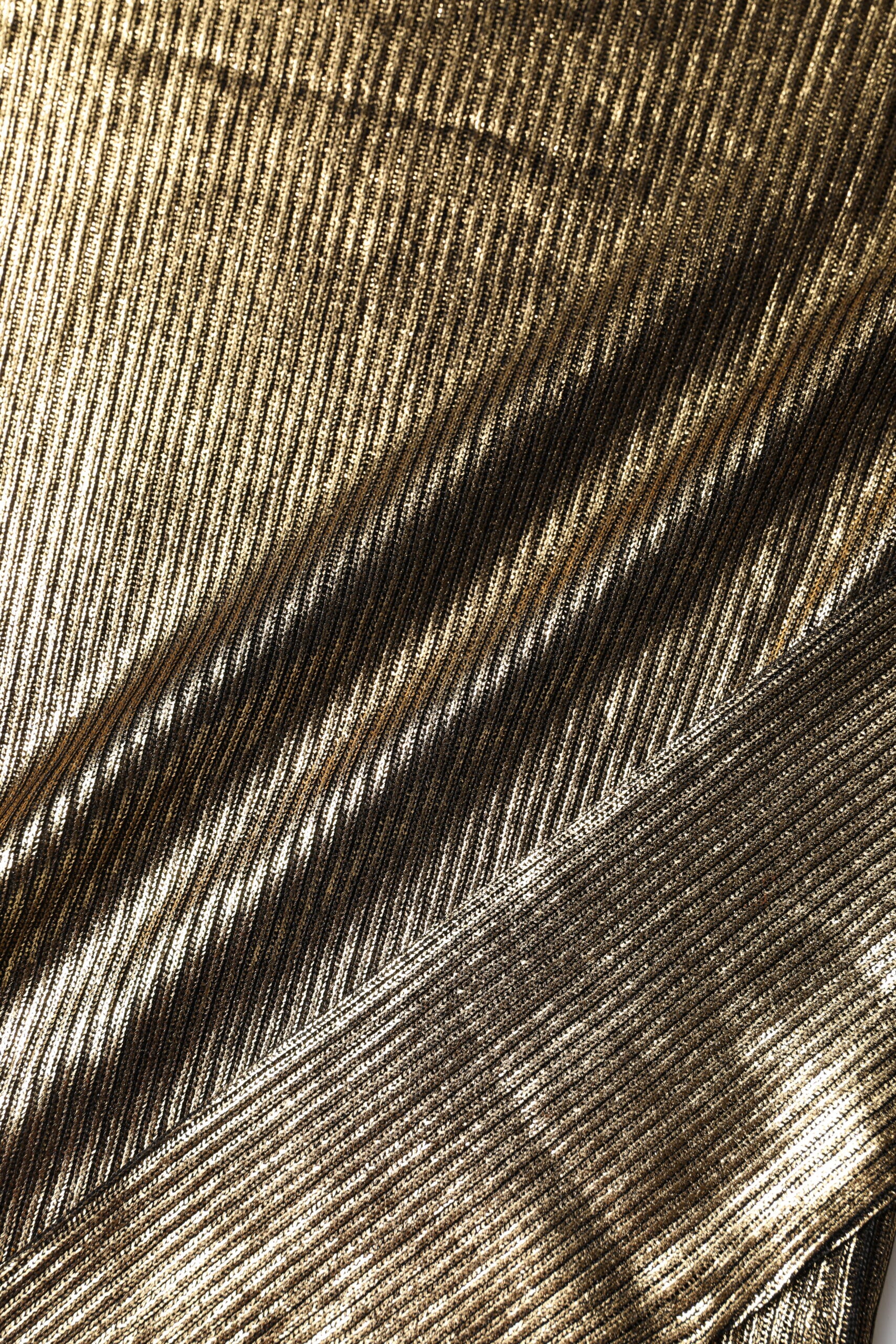 Dolce & Gabbana Gold Round Neck Long Sleeve Pullover Top | Regal Royce