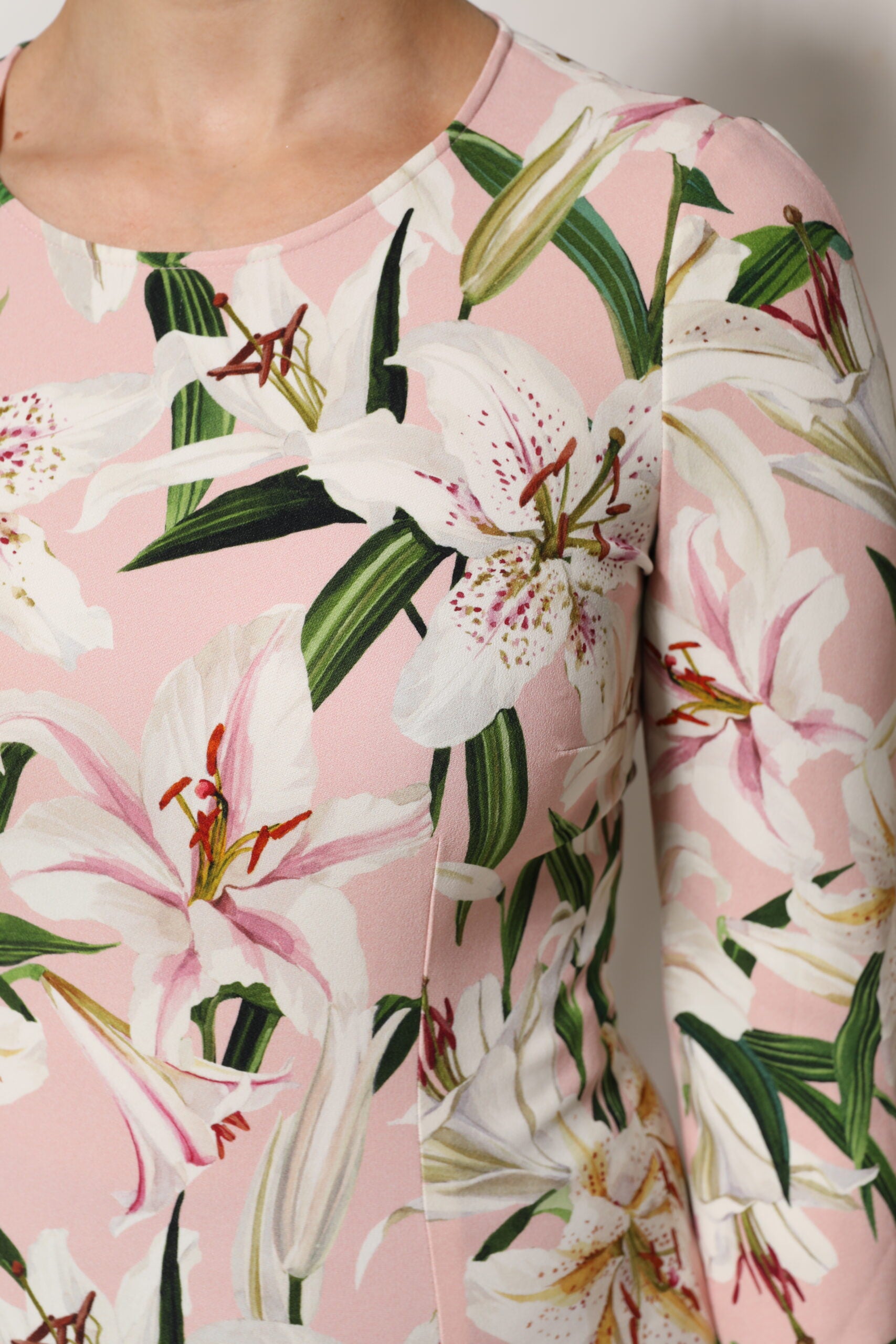 Dolce & Gabbana Pink Lily Print Viscose Round Neck Blouse Top | Regal Royce