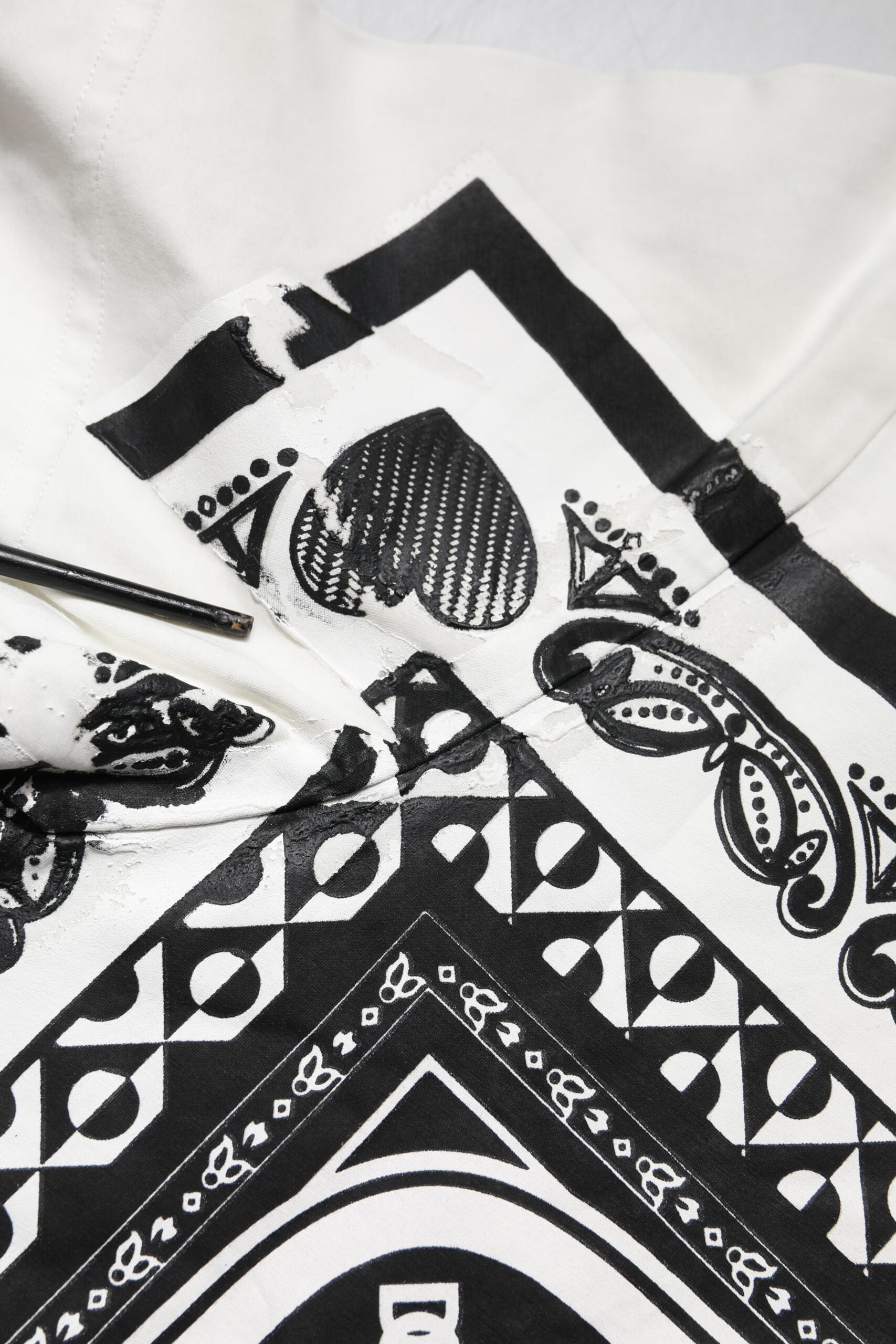 Dolce & Gabbana White Bandana Cotton Men Crew Neck T-shirt | Regal Royce