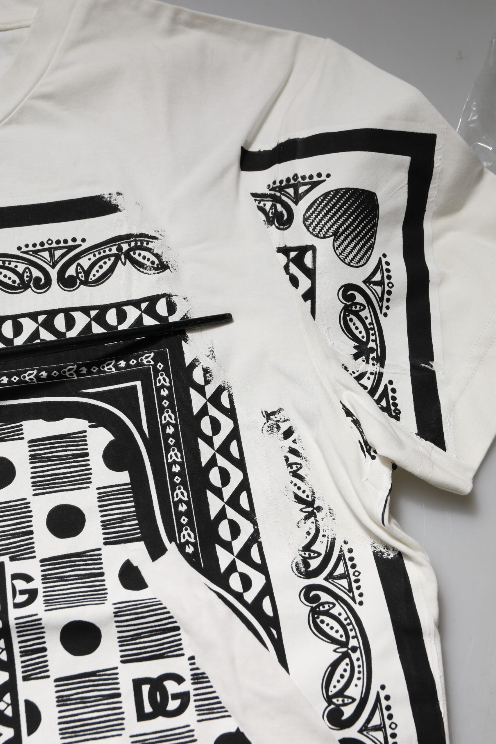 Dolce & Gabbana White Bandana Crew Neck Short Sleeves T-shirt | Regal Royce