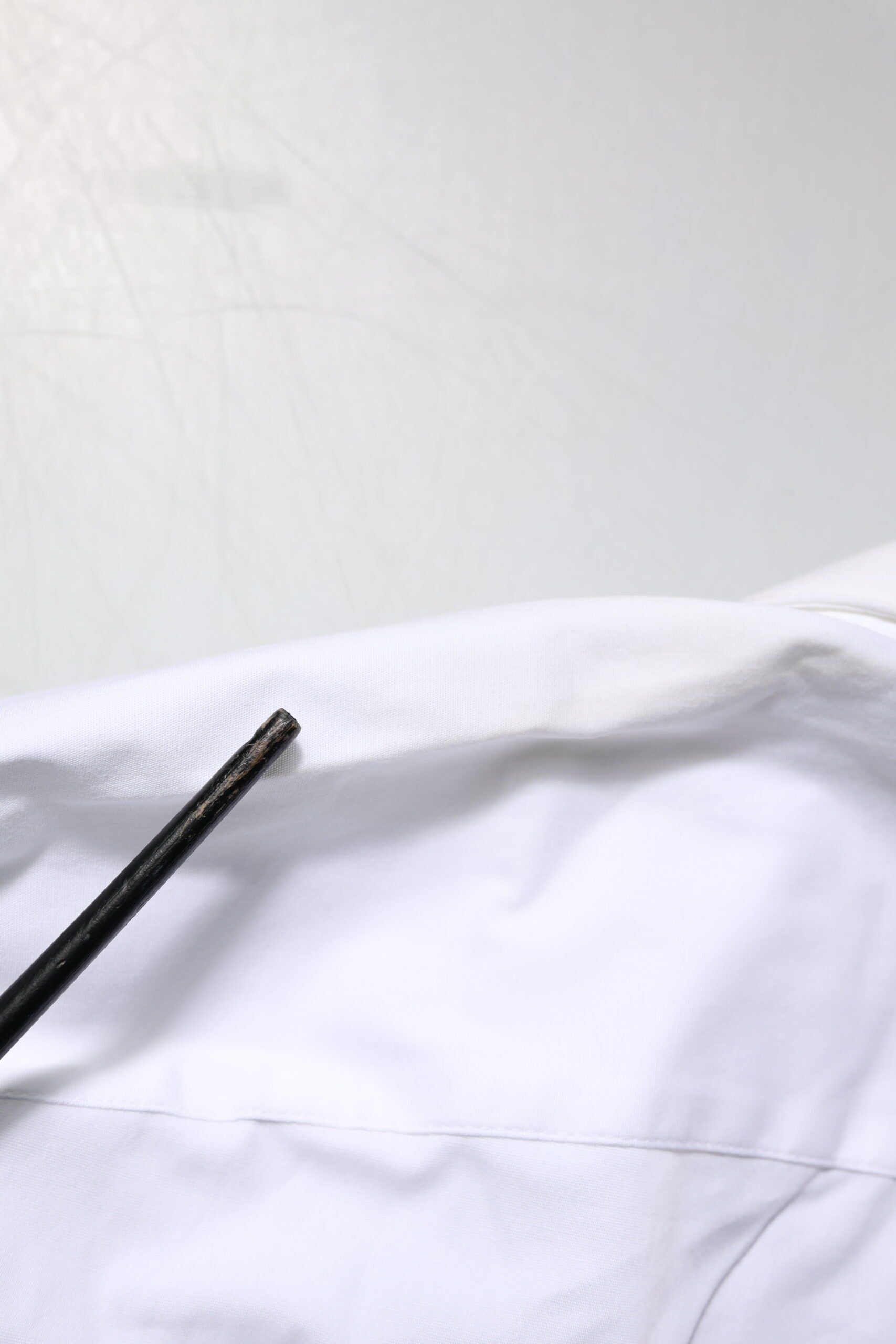 Dolce & Gabbana White GOLD Cotton Collared Dress Shirt Top | Regal Royce