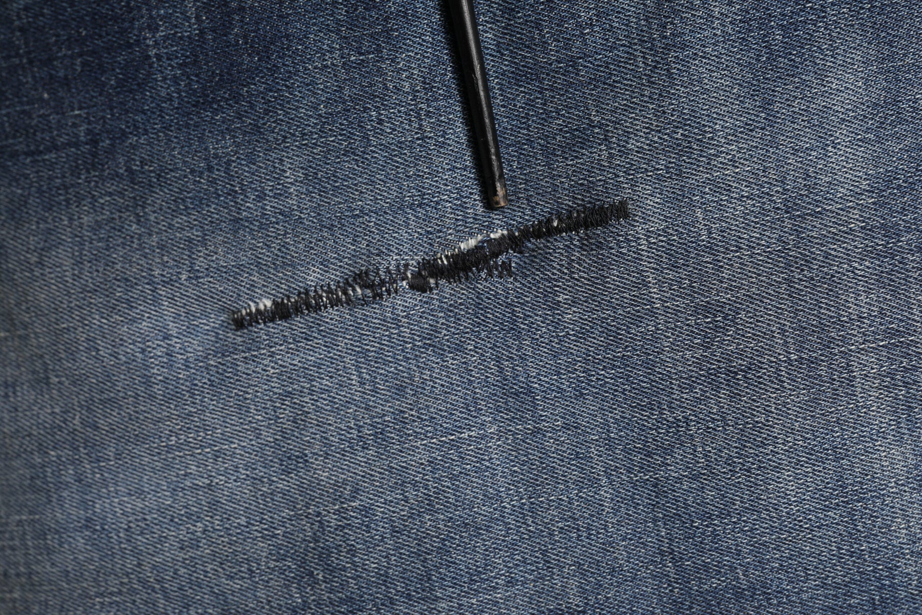 Dolce & Gabbana Blue Washed Skinny Logo Plaque Men Denim Jeans | Regal Royce