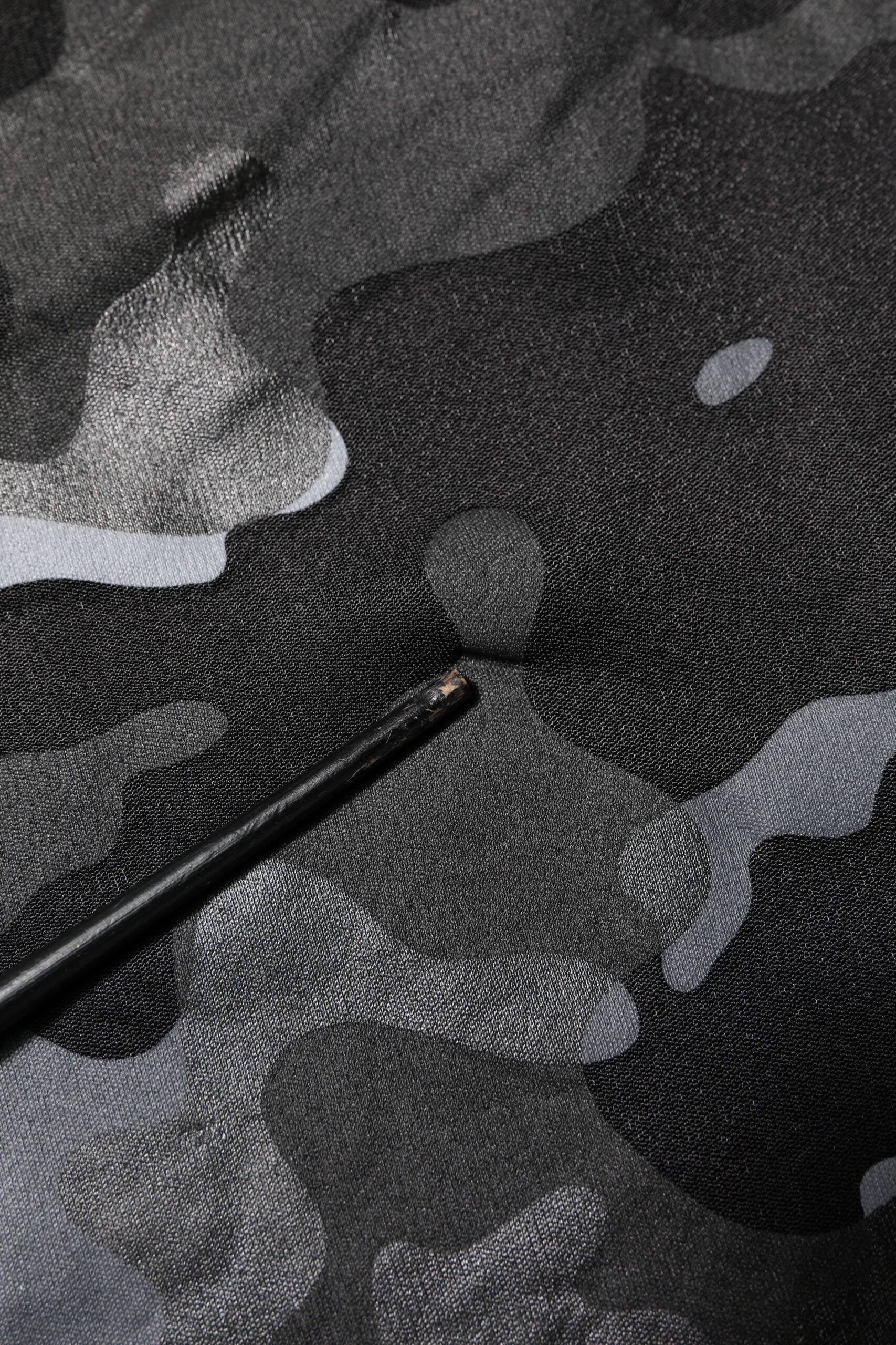 Dolce & Gabbana Black Camouflage Pullover Sweatshirt Sweater | Regal Royce