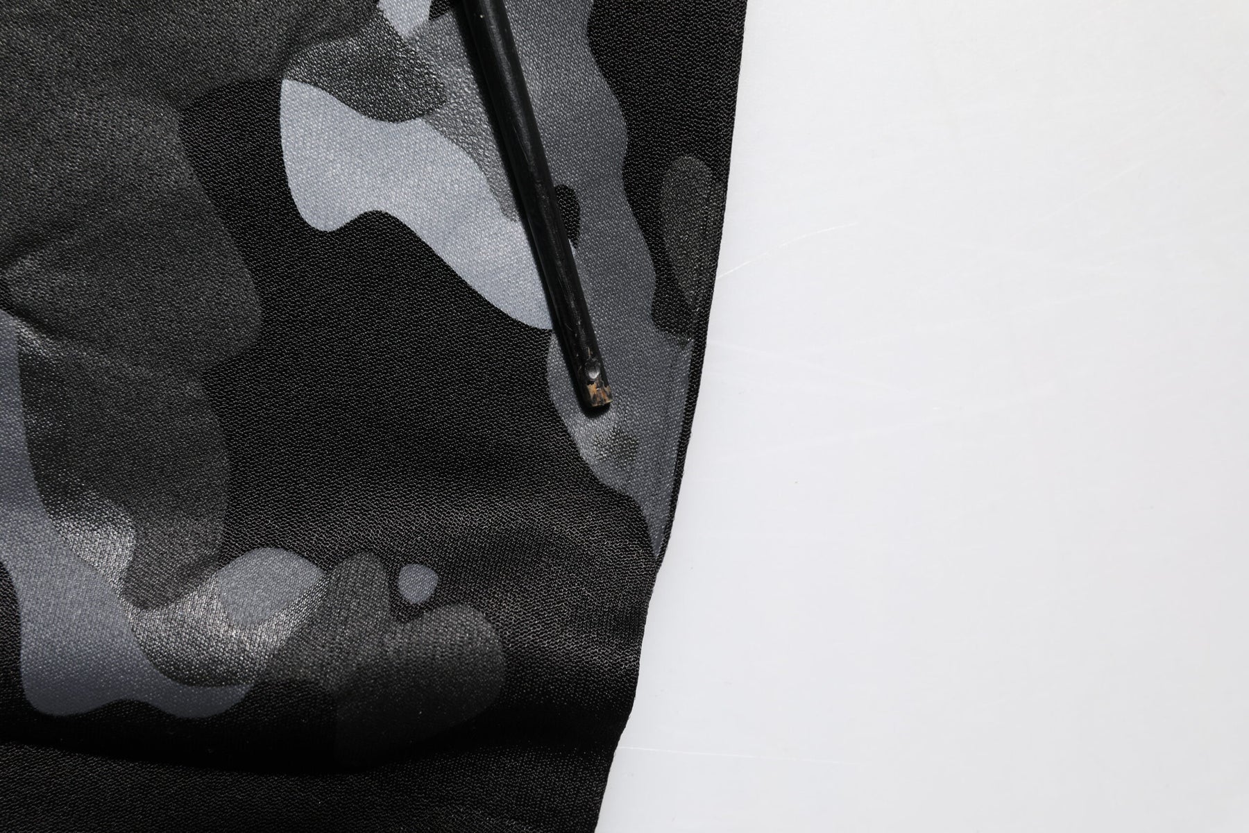 Dolce & Gabbana Black Camouflage Pullover Sweatshirt Sweater | Regal Royce