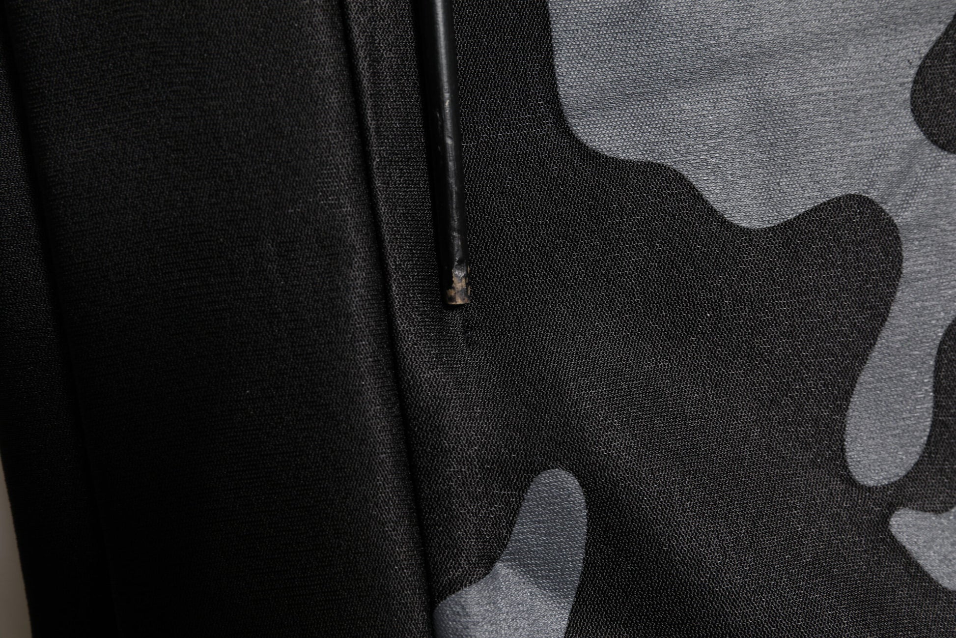 Dolce & Gabbana Black Camouflage Pullover Sweatshirt Sweater