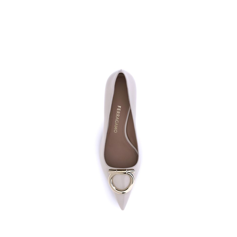 Ferragamo Cream Calf Leather Bos Taurus Mid Heel Pumps | Regal Royce