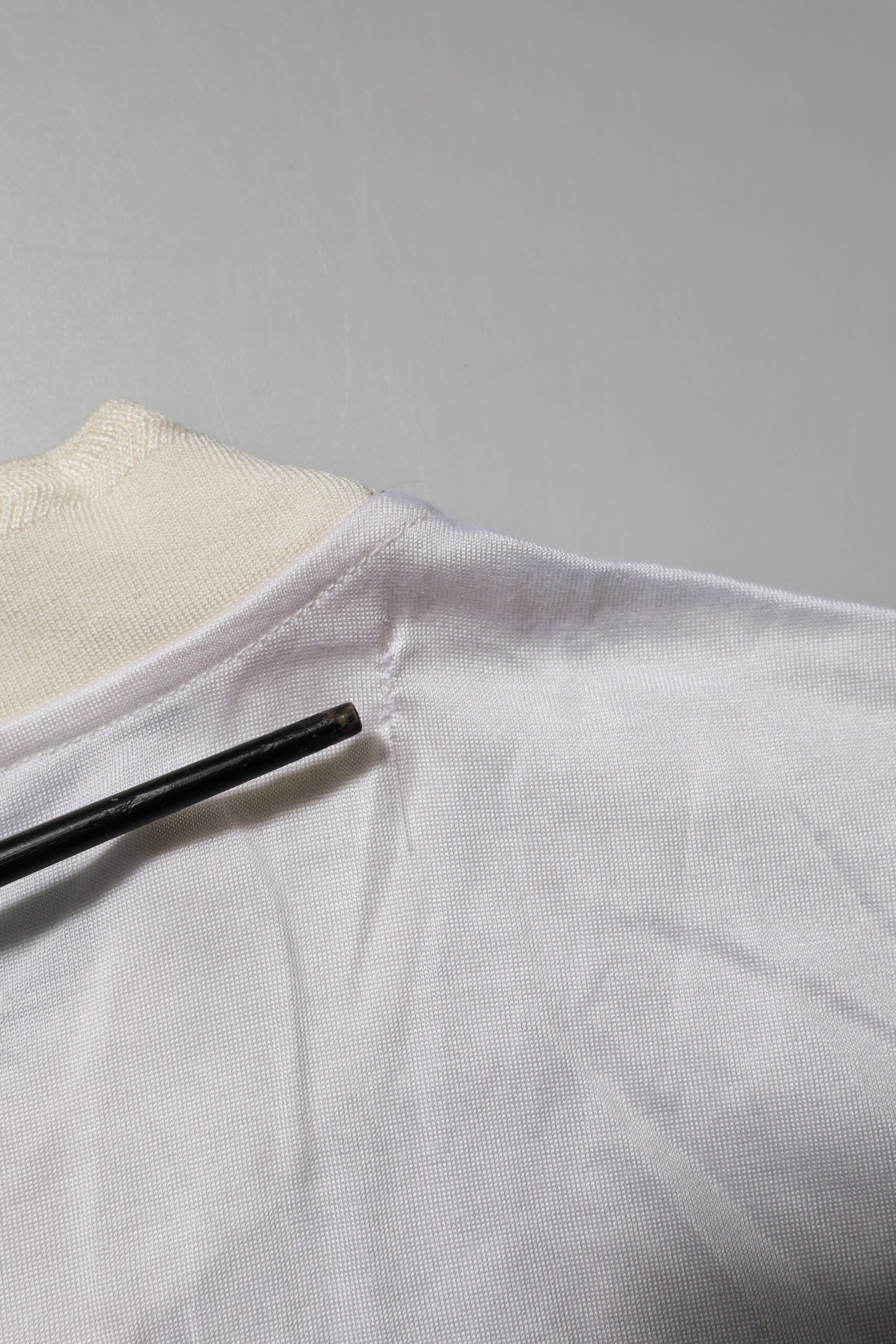 Dolce & Gabbana White Silk Crew Neck Long Sleeves T-shirt | Regal Royce