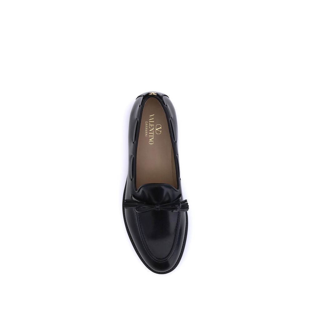 Valentino Garavani Black Calf Leather Bos Taurus Slip-On Loafers | Regal Royce