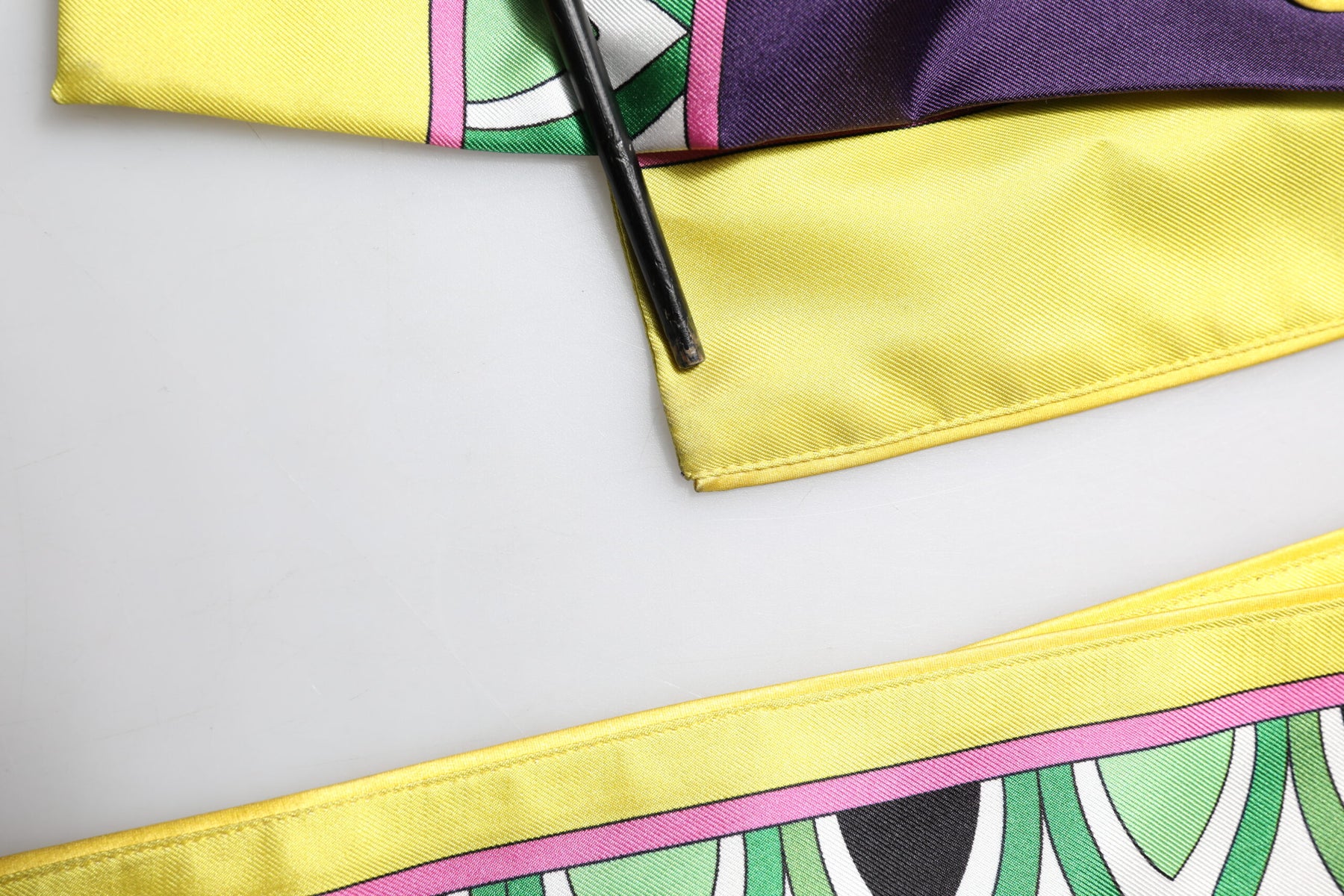 Dolce & Gabbana Blue Floral Print Silk Long Sleeves Wrap Robe | Regal Royce