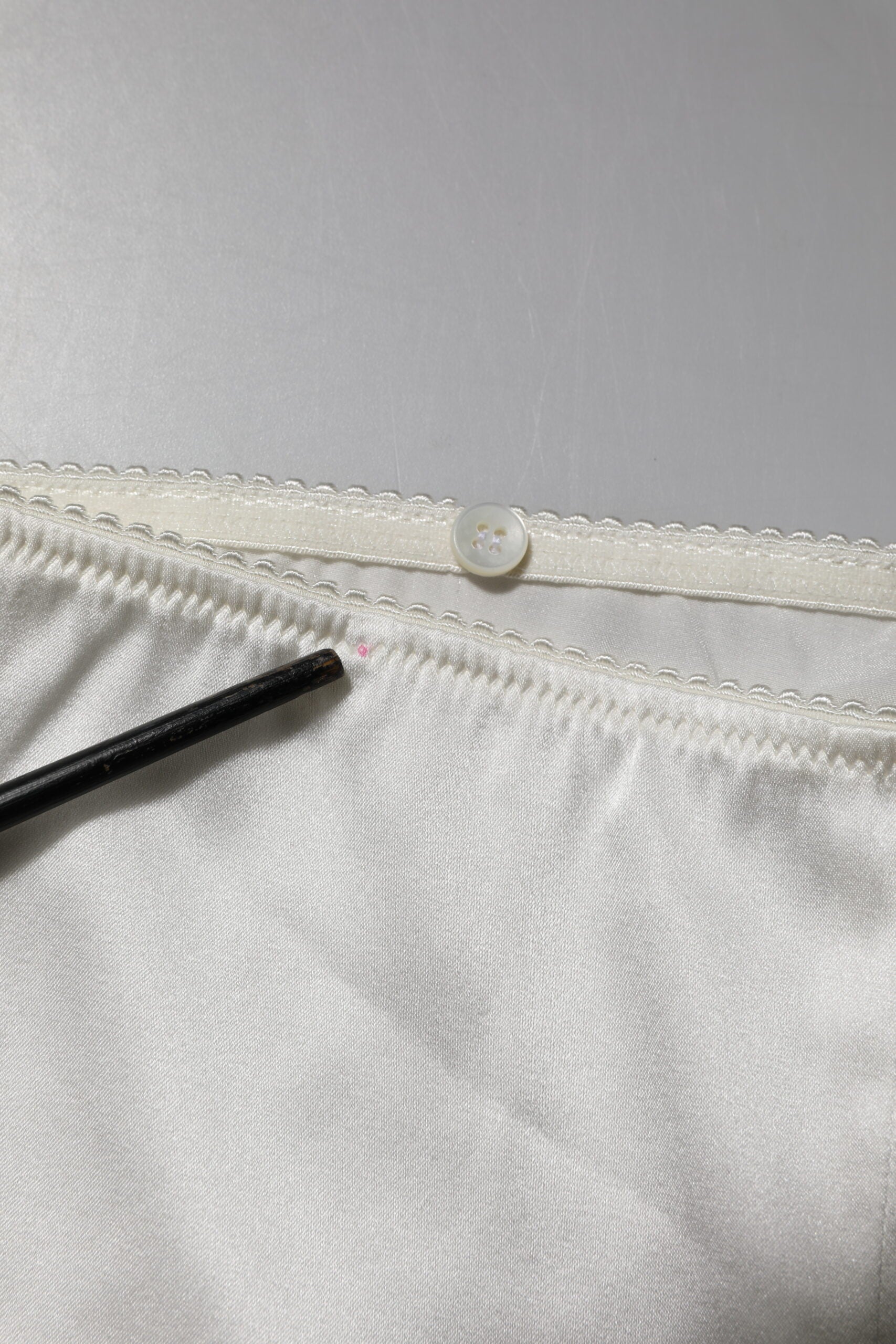 Dolce & Gabbana Ivory Silk Tapered High Waist Pants | Regal Royce