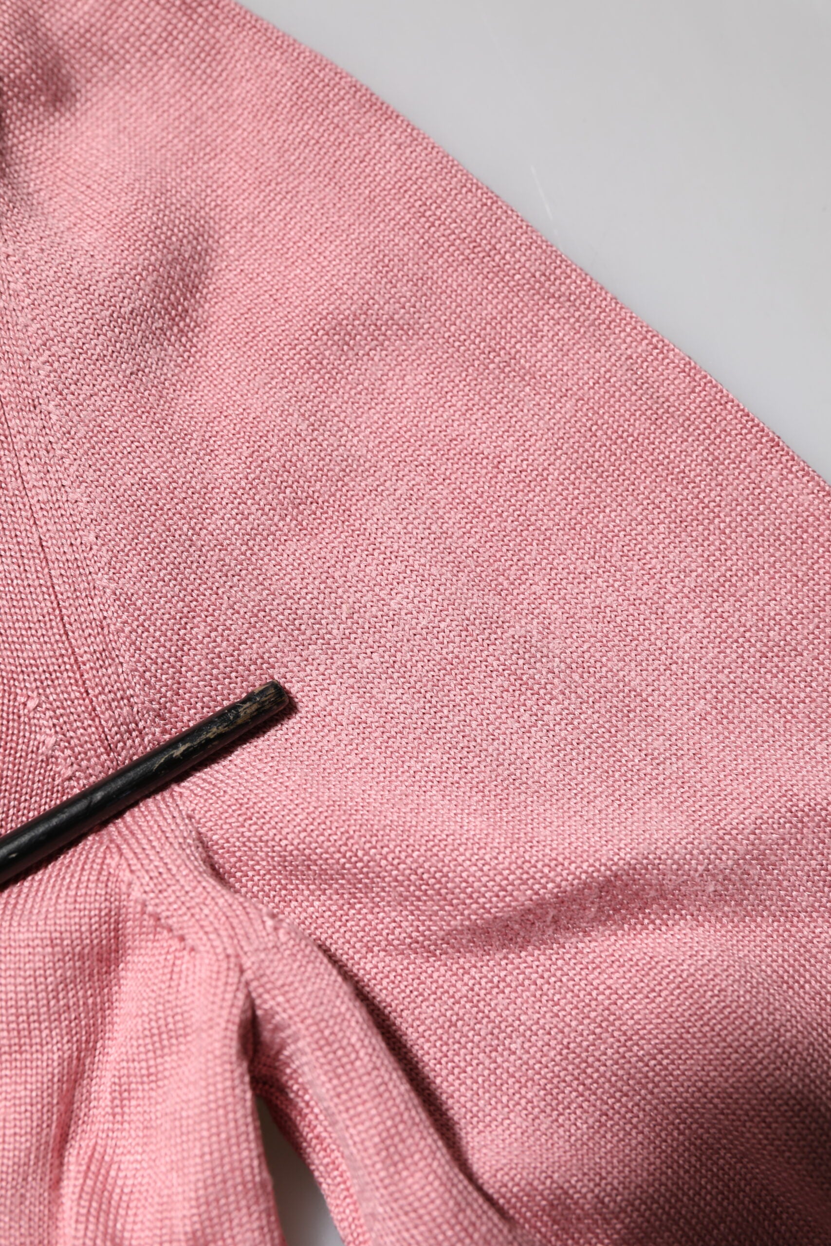 Dolce & Gabbana Pink Silk Cropped Crew Neck Cardigan Sweater | Regal Royce