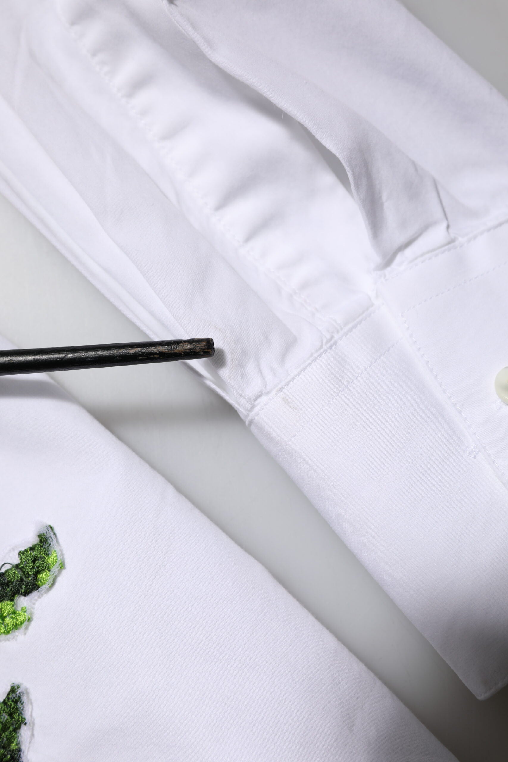 Dolce & Gabbana White Rose Embroidery Collared Shirt Top