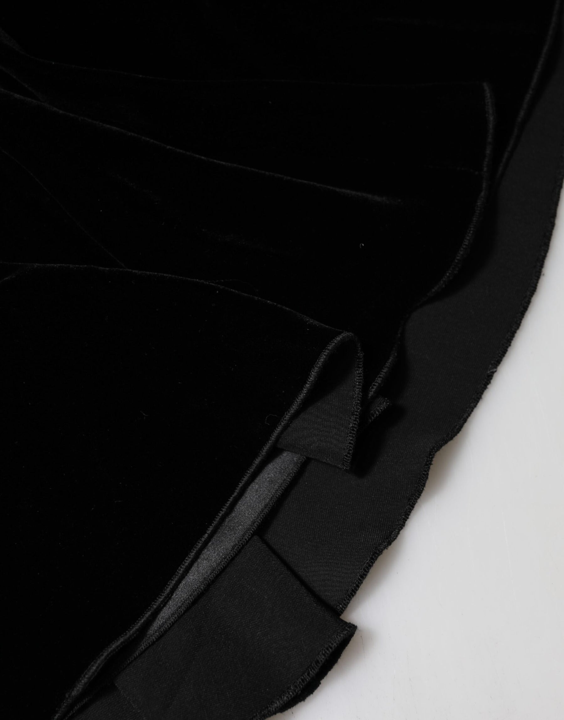 Dolce & Gabbana Black High Waist Fit Flared Midi Skirt | Regal Royce